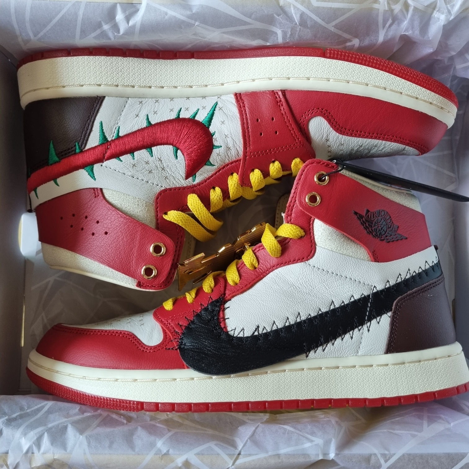 (W) Jordan 1 x Teyana Taylor Zoom CMFT 2 Gym Red 착용 스타일 - 1