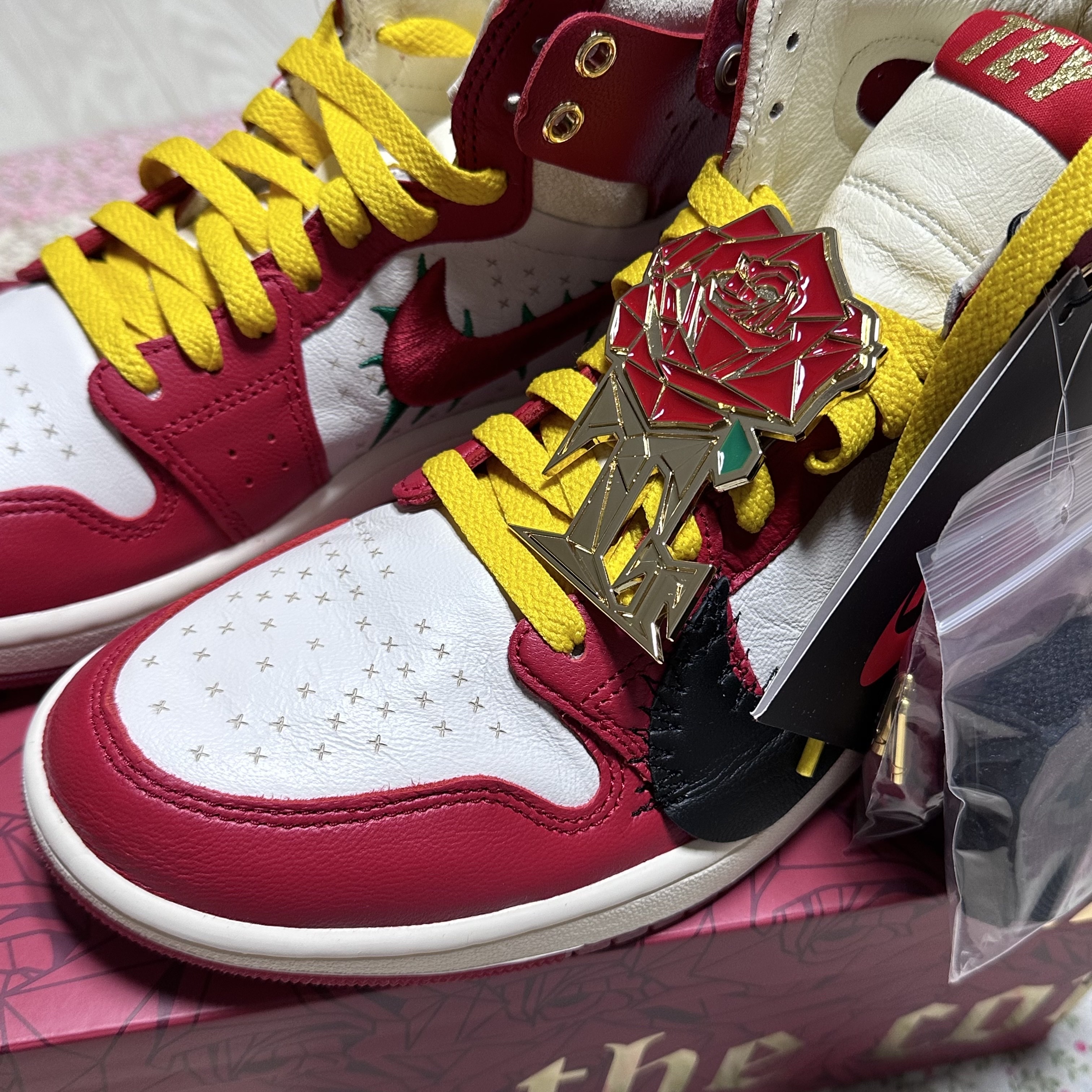(W) Jordan 1 x Teyana Taylor Zoom CMFT 2 Gym Red 착용 스타일 - 2