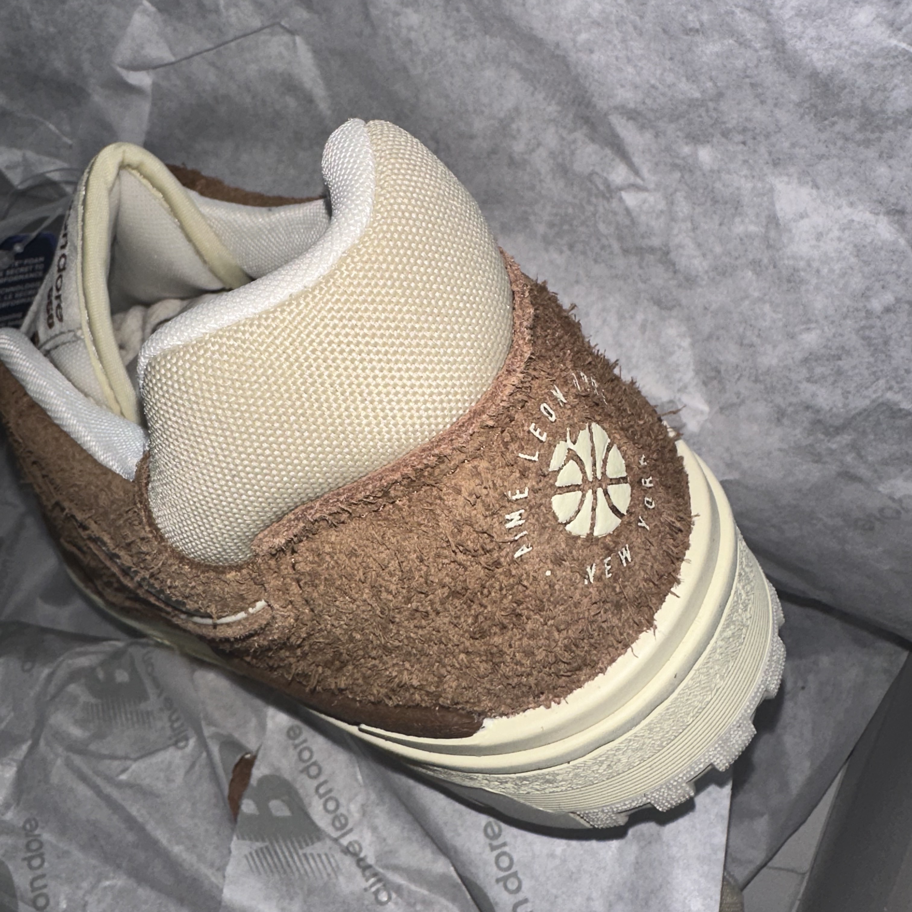 New Balance x Aime Leon Dore 550 True Brown 착용 스타일 - 1