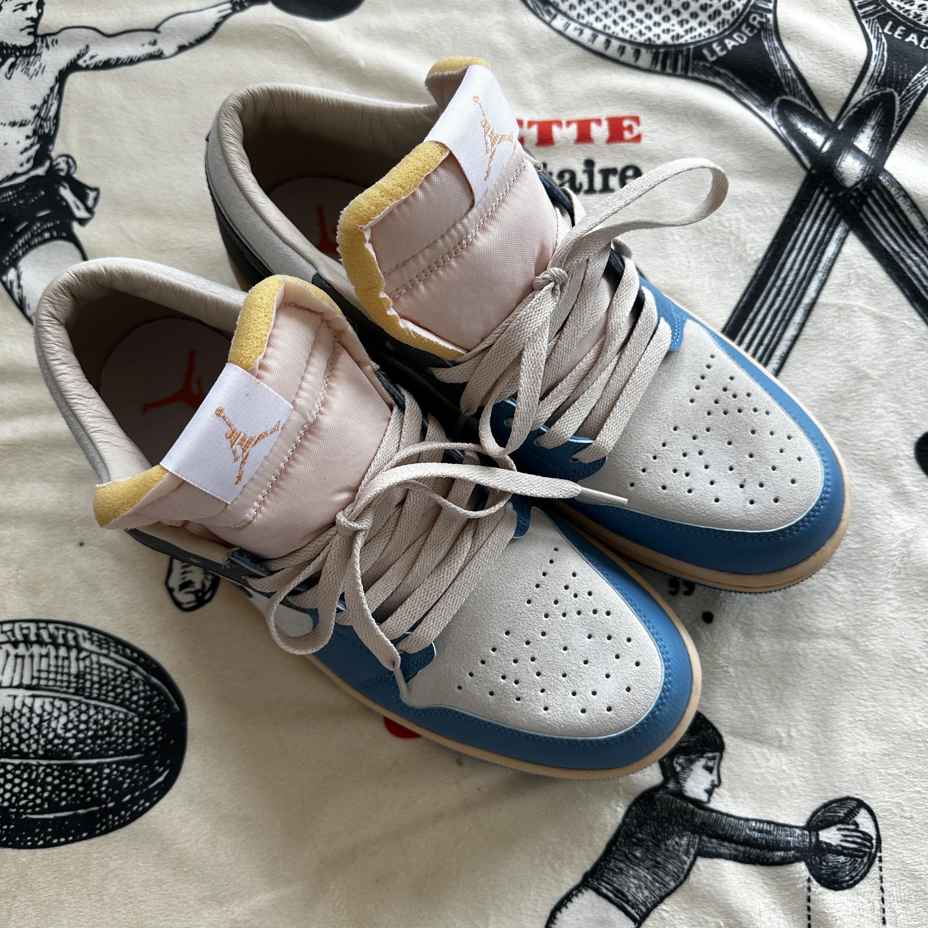 Jordan 1 Low SE Tokyo 96 착용 스타일 - 1