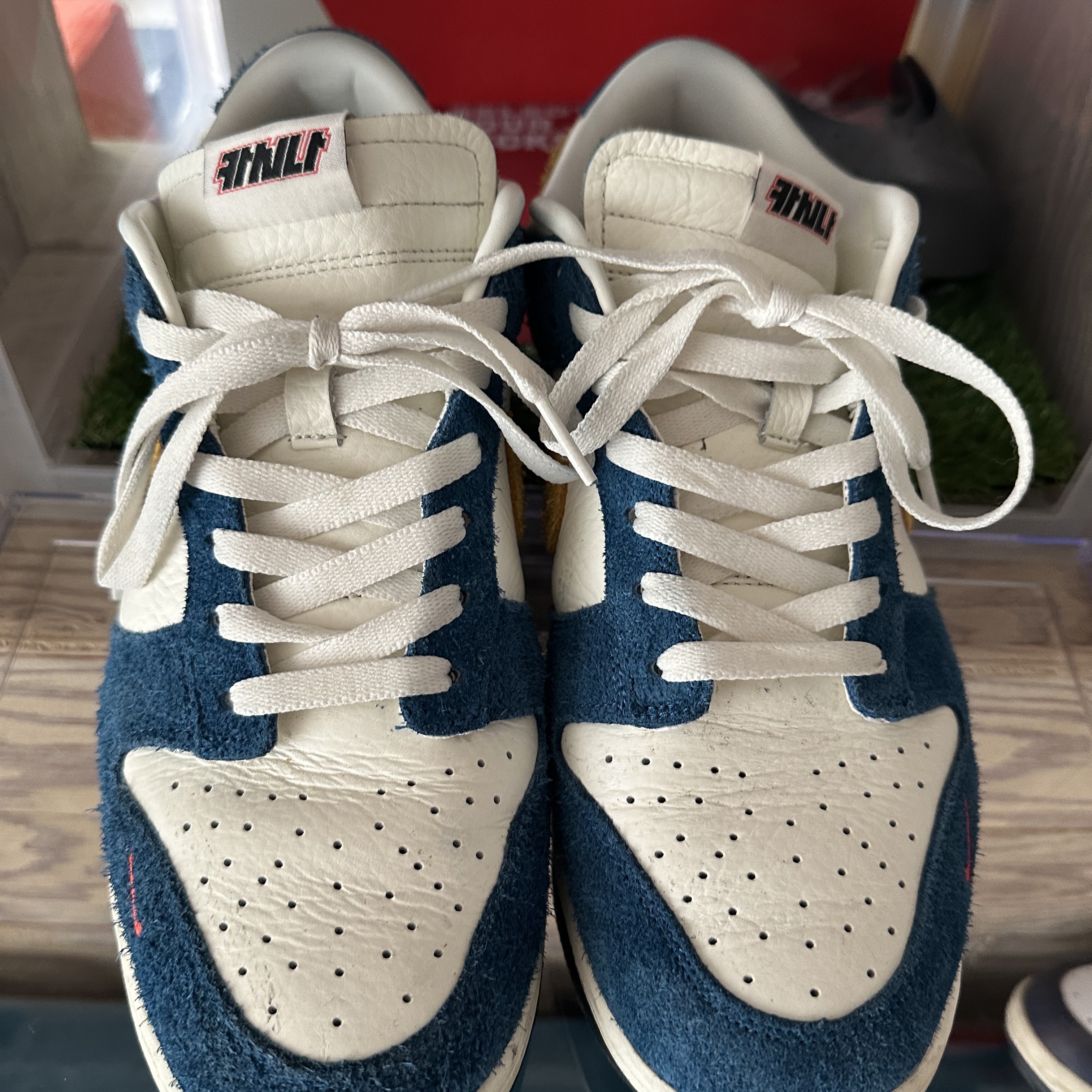 Nike x Kasina Dunk Low 80's Bus, Jordan 1 Retro High OG Defiant SB LA to Chicago 착용 스타일 - 4