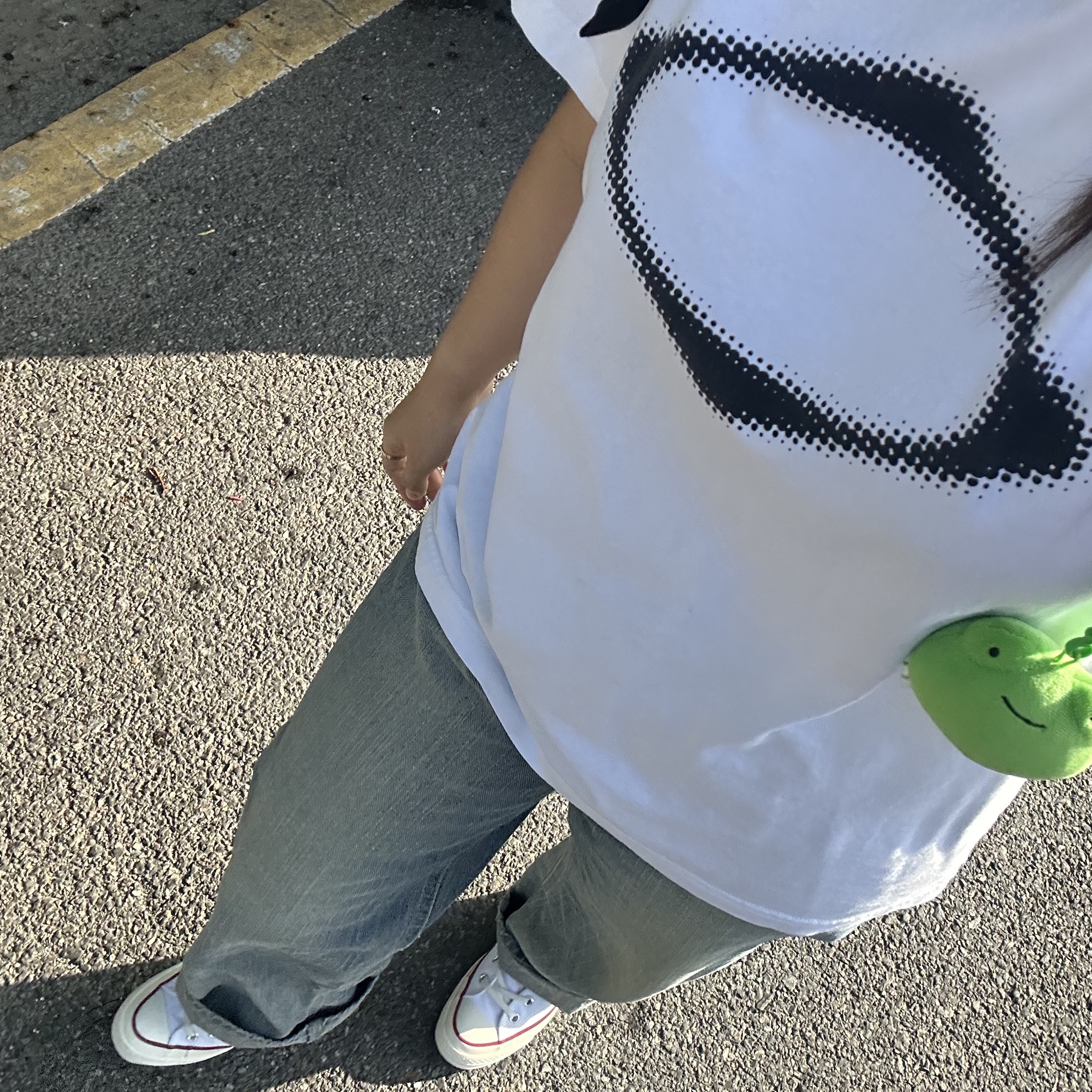 Converse Chuck 70 High Vintage Canvas White, (W) Mischief Rhombus Blur T-Shirt Basic White 착용 스타일 - 2