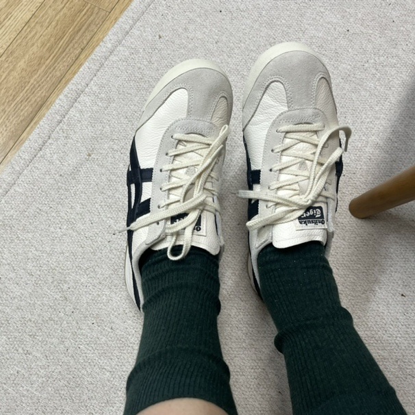 Onitsuka Tiger Mexico 66 Vintage White Black 착용 스타일