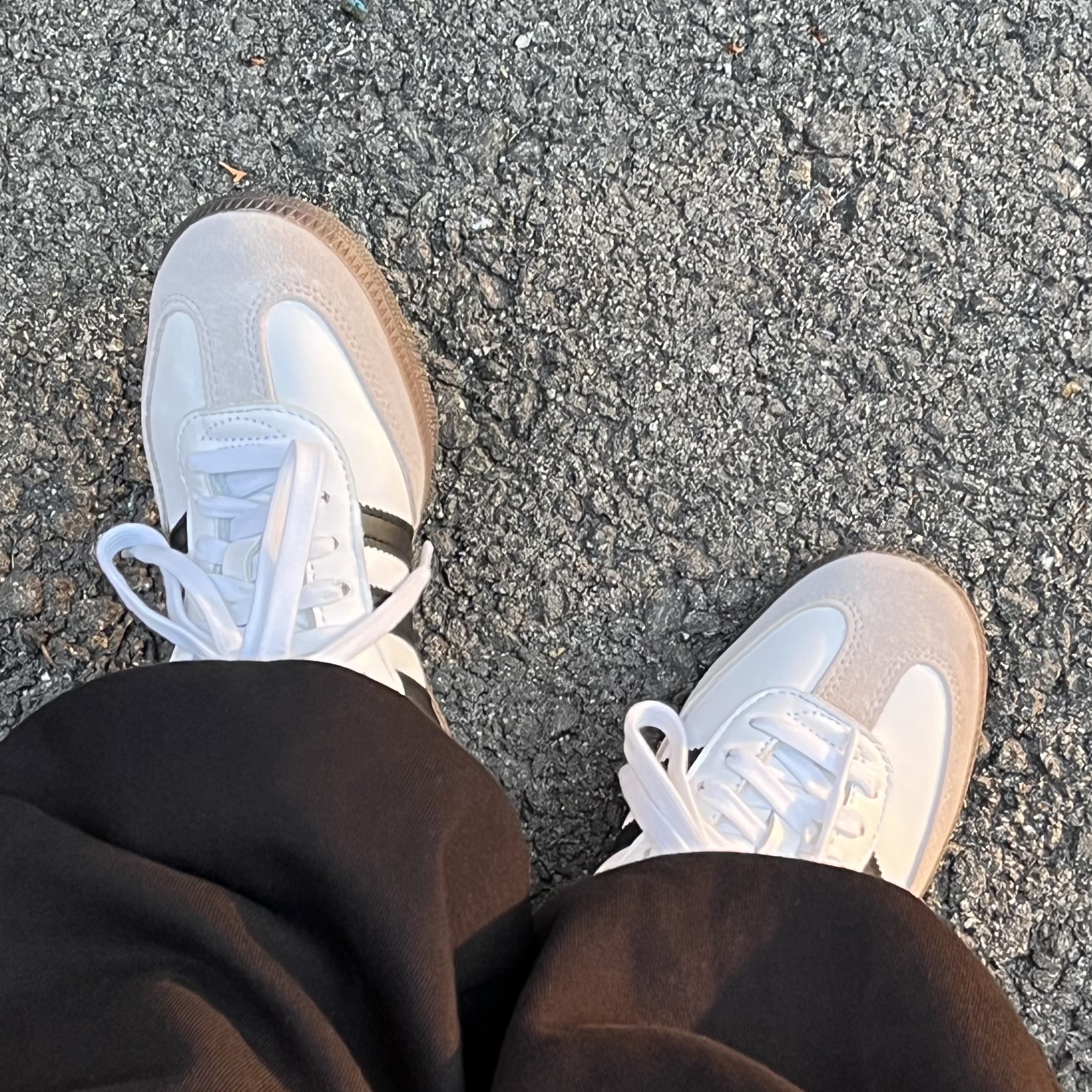 Adidas Samba OG Cloud White 착용 스타일 - 1
