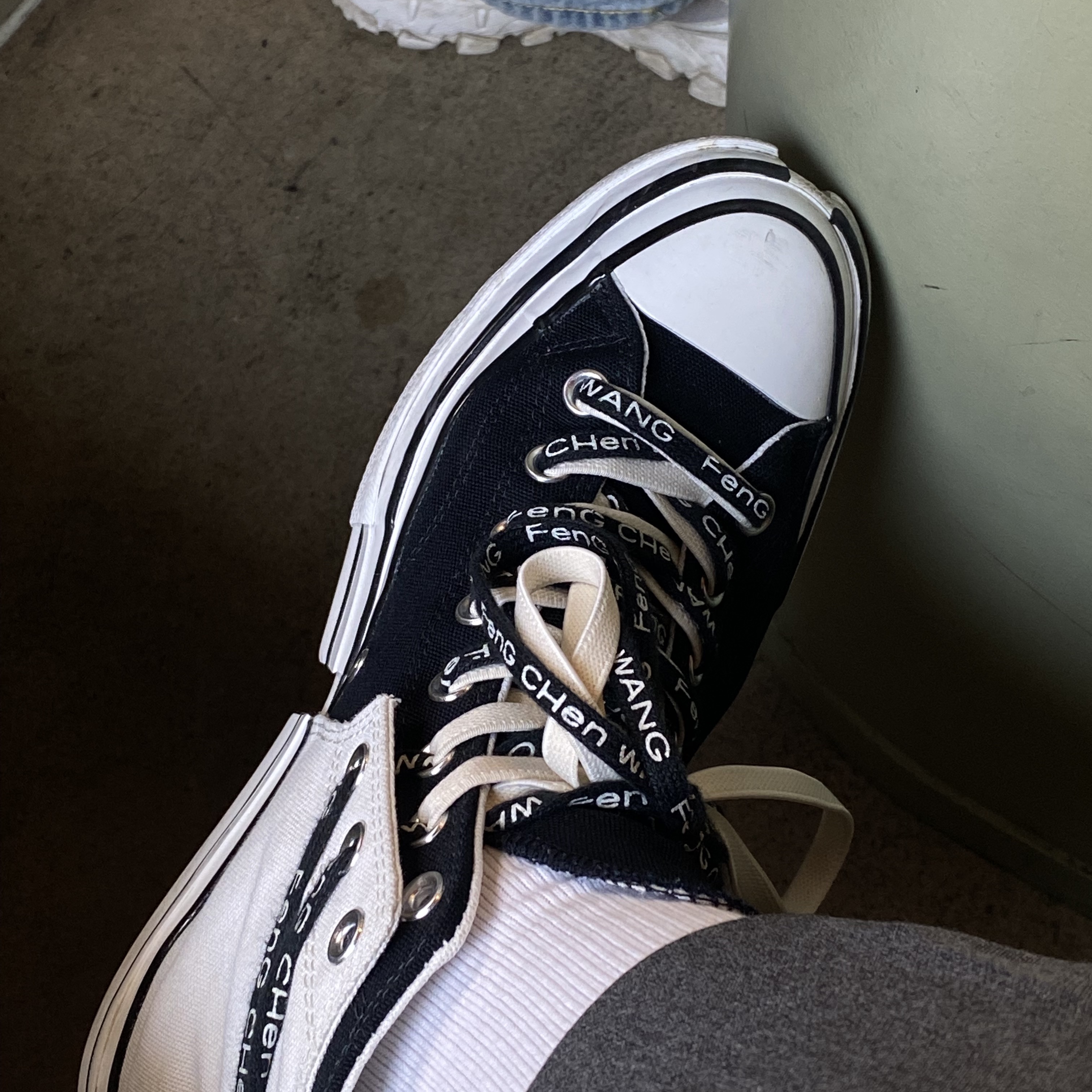 Converse x Feng Chen Wang Chuck 70 2-in-1 Natural Ivory Black 착용 스타일