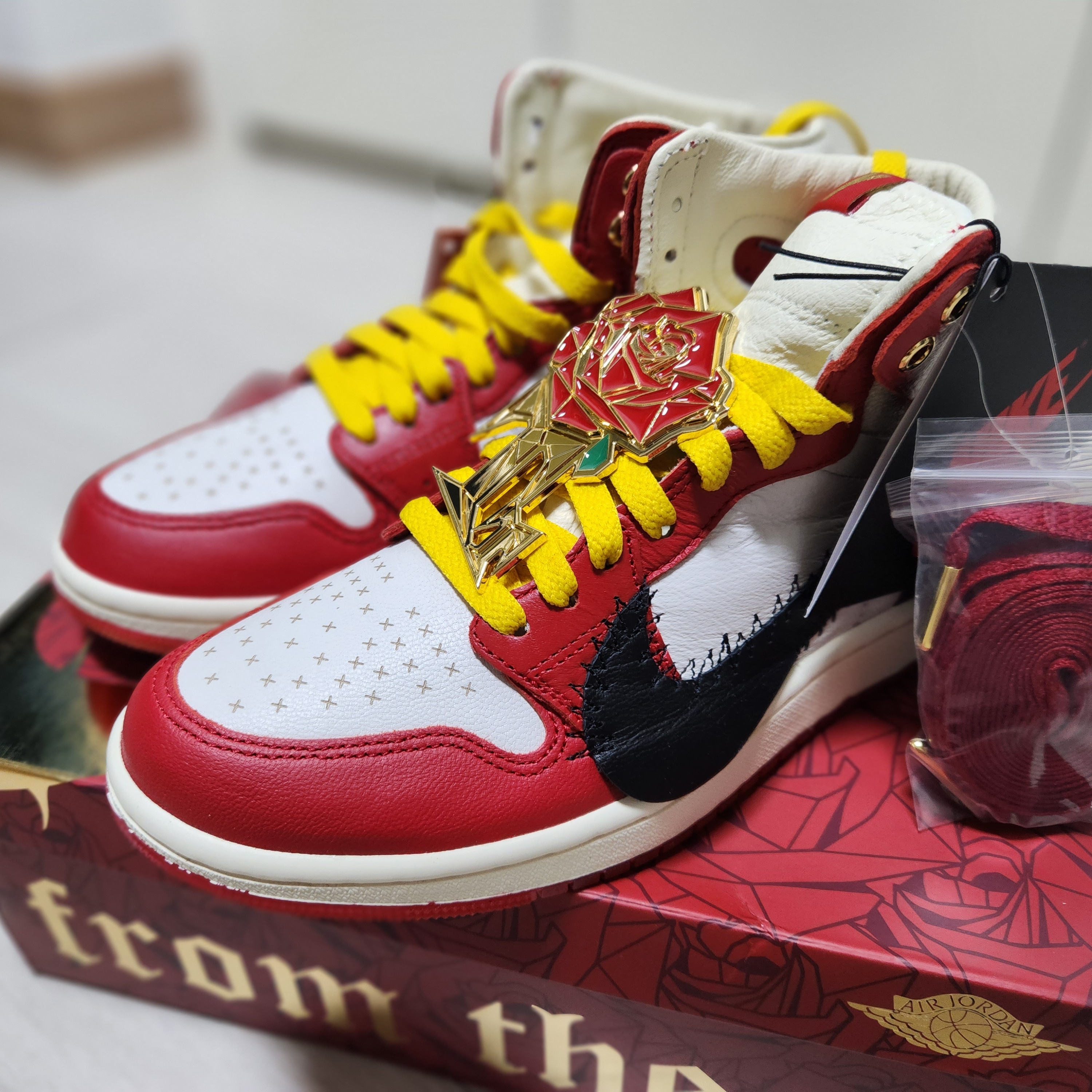 (W) Jordan 1 x Teyana Taylor Zoom CMFT 2 Gym Red 착용 스타일 - 4