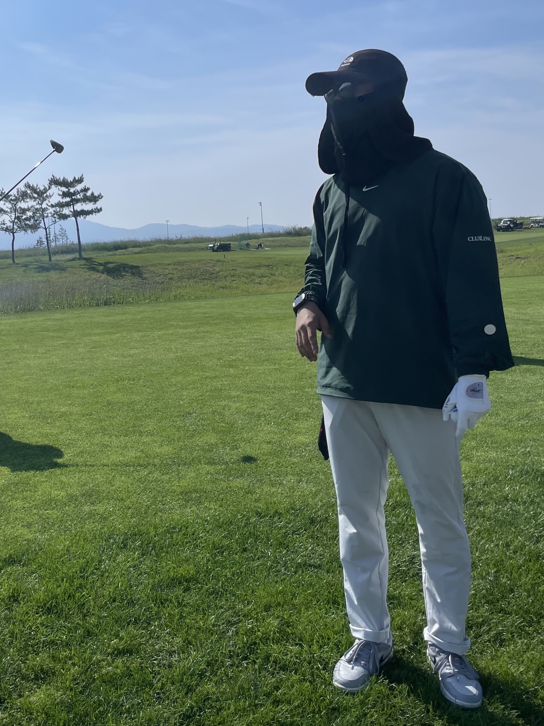 Jordan 1 Low Golf Wolf Grey, Nike x Drake Nocta Golf Crewneck Top Green - US/EU 착용 스타일