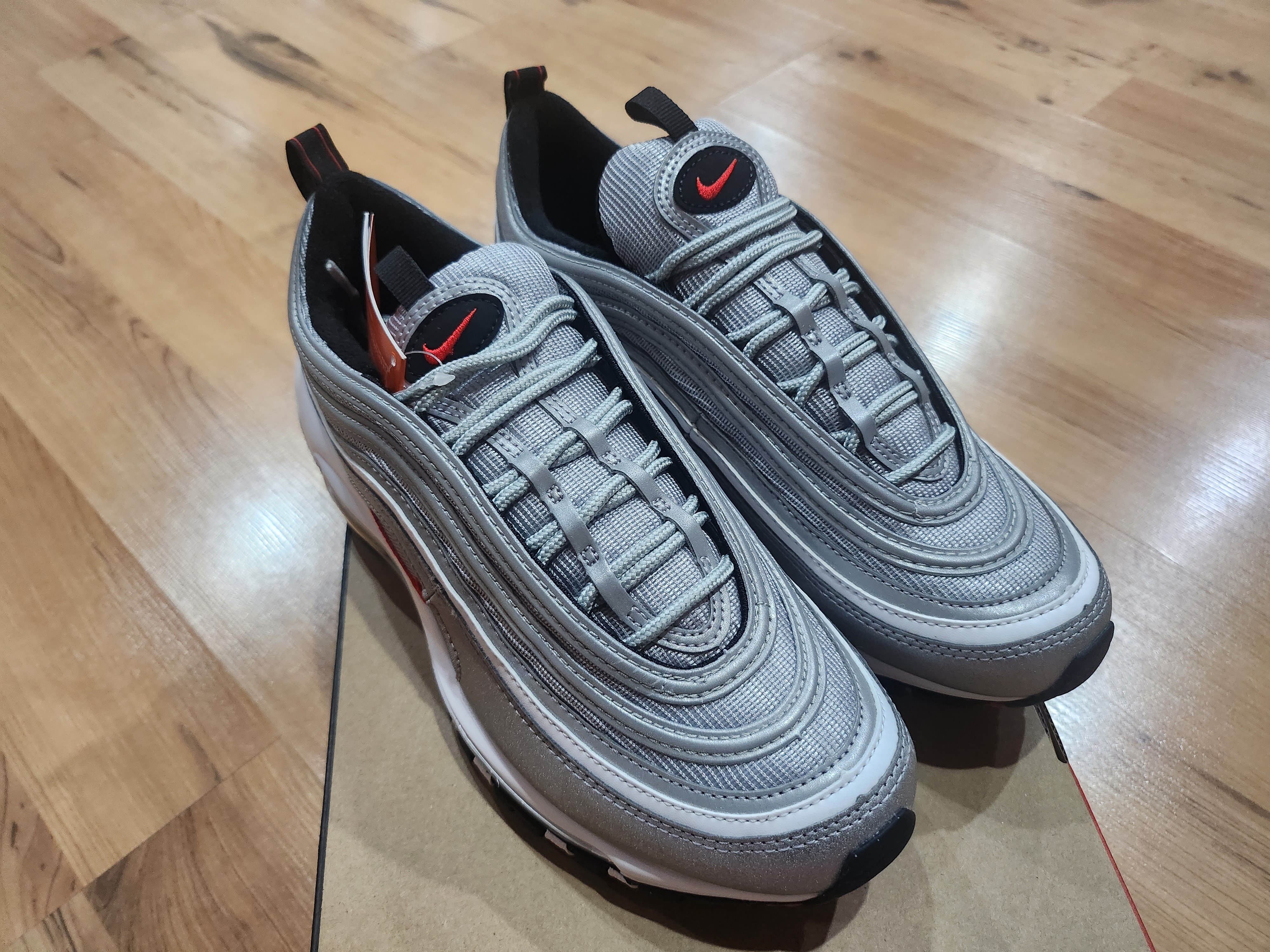 Nike Air Max 97 OG Silver Bullet 2022 착용 스타일 - 4