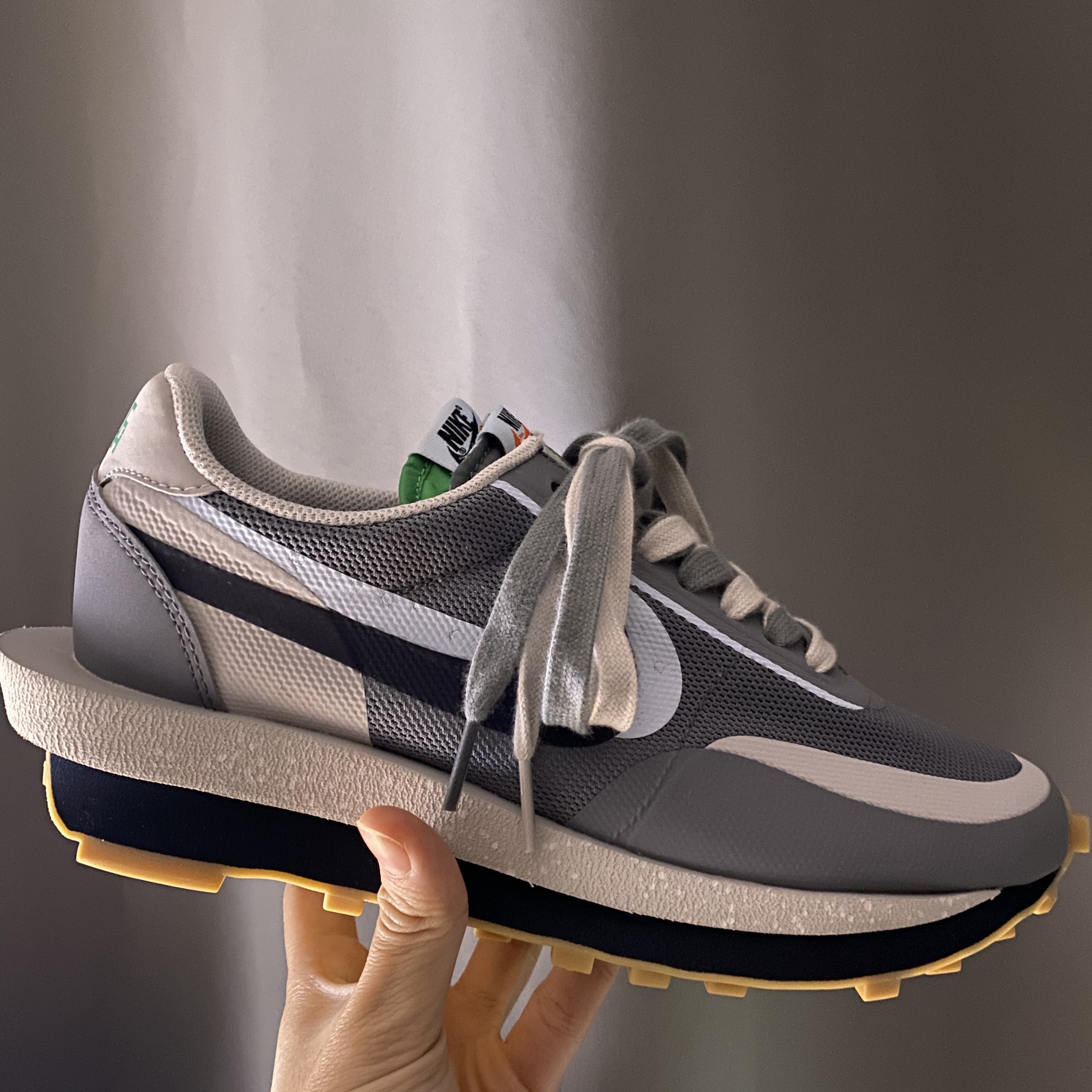 Nike x Sacai x Clot LDWaffle Cool Grey 착용 스타일