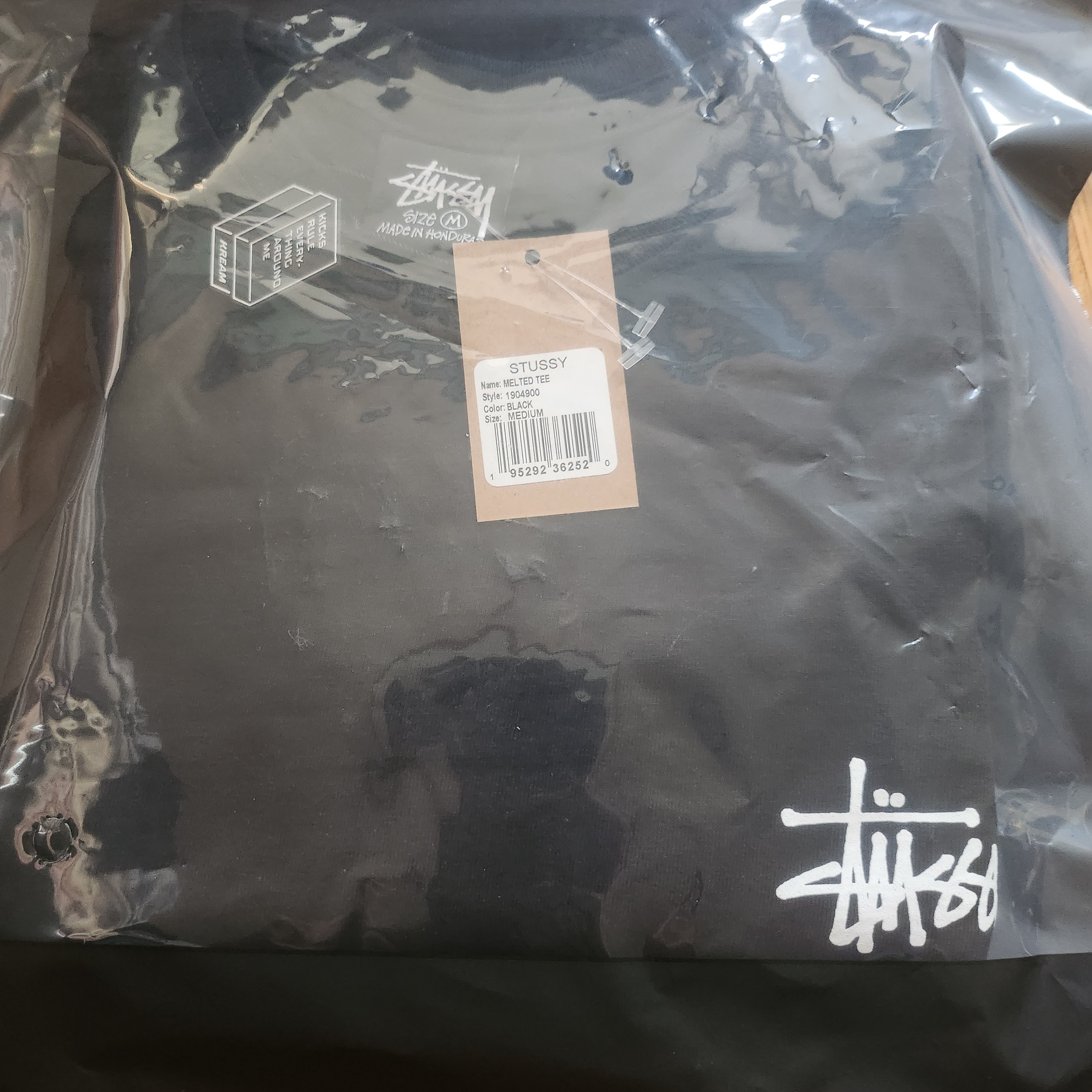 Stussy Melted T-Shirt Black 착용 스타일 - 1
