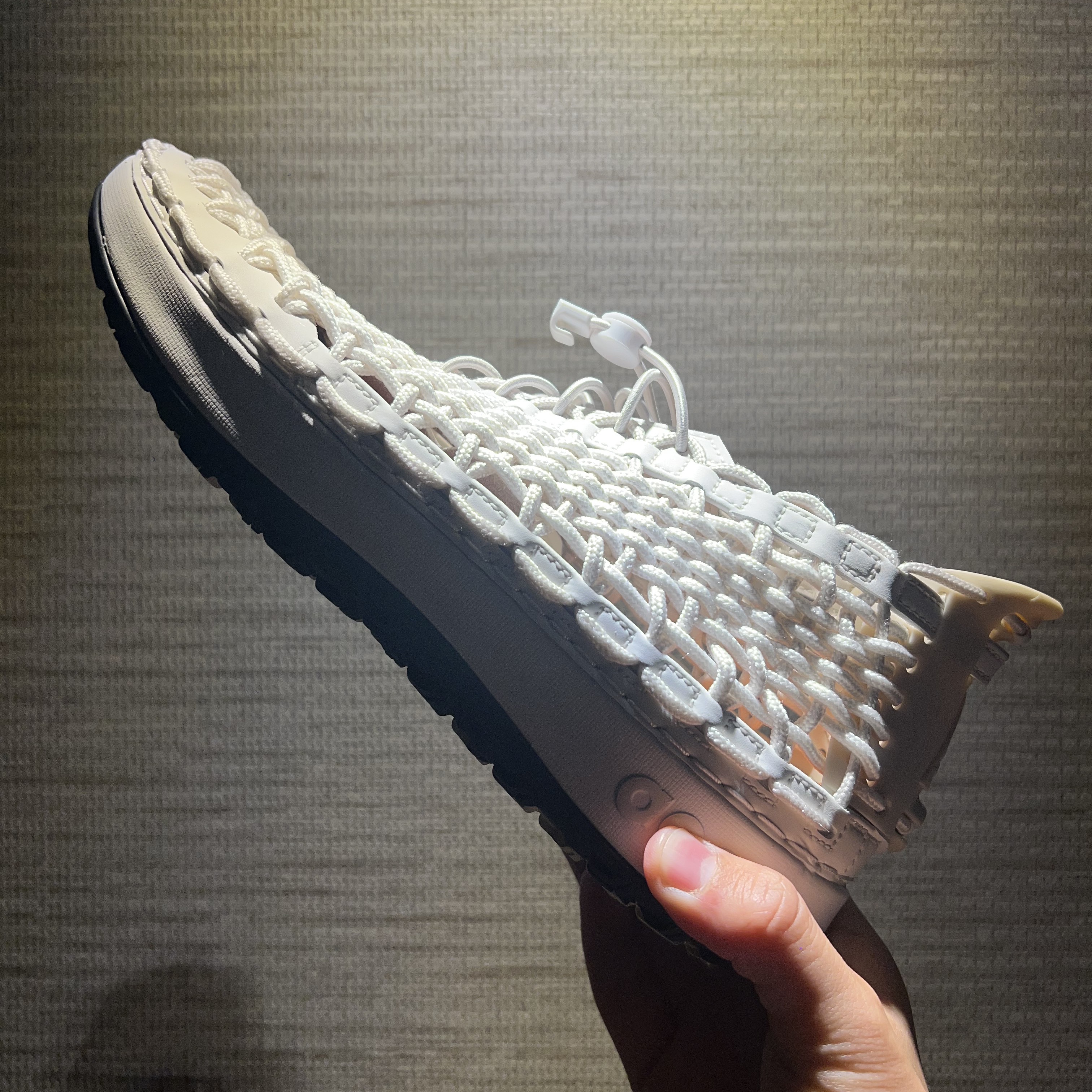 Nike ACG Watercat+ Phantom 착용 스타일