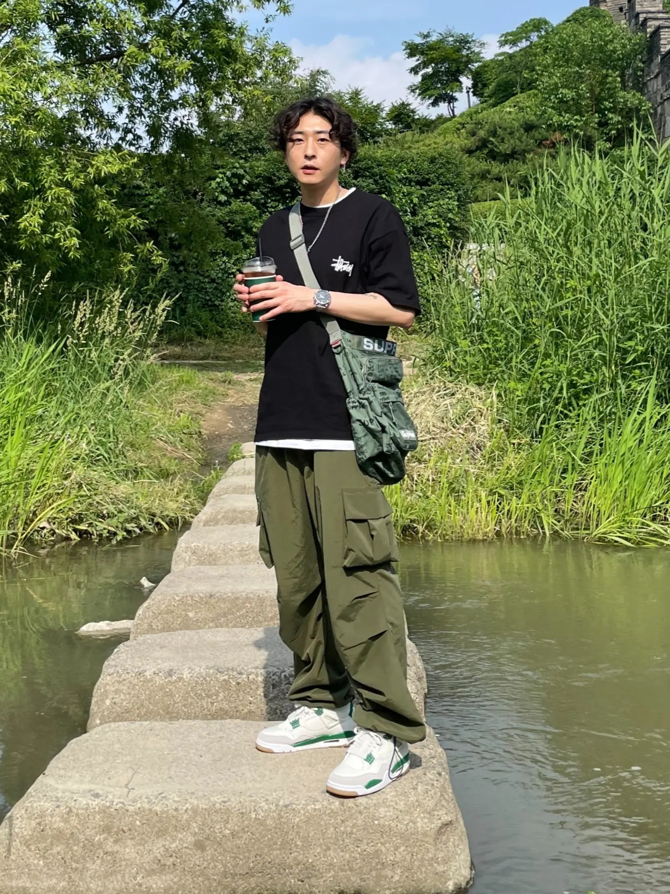 Jordan 4 x Nike SB Retro SP Pine Green, Stussy Basic Stussy T-Shirt Black 2022 착용 스타일 - 2