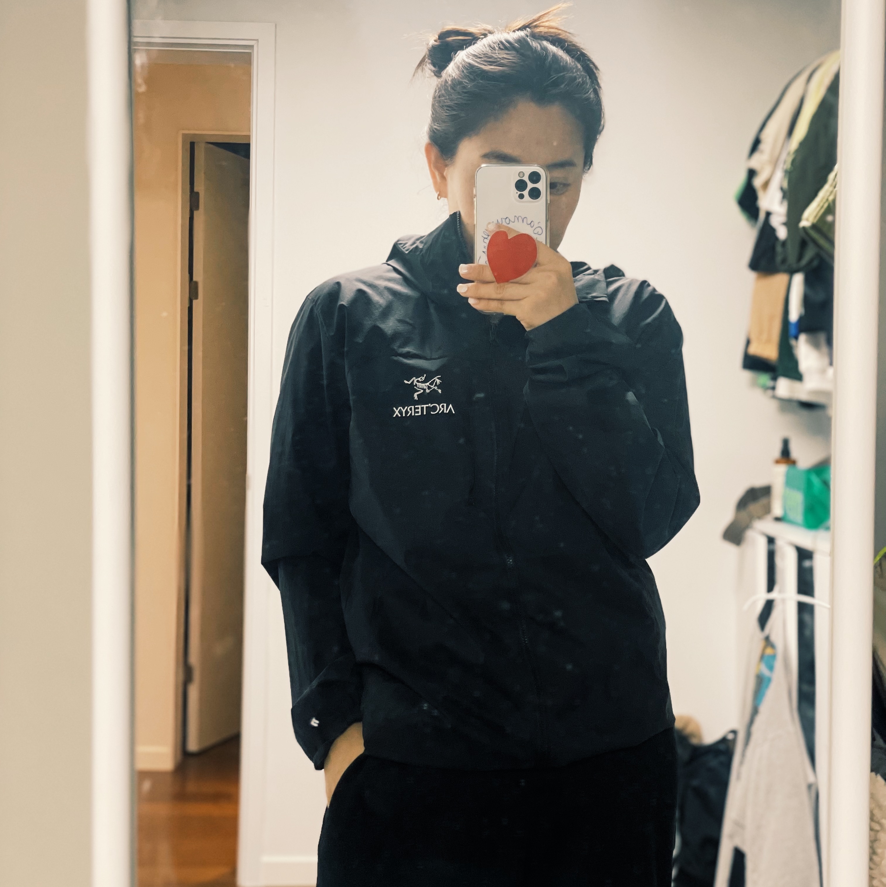 Arc'teryx Squamish Hoody Black 착용 스타일