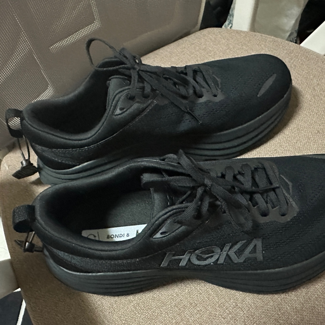 Hoka Bondi 8 Black - Wide 착용 스타일