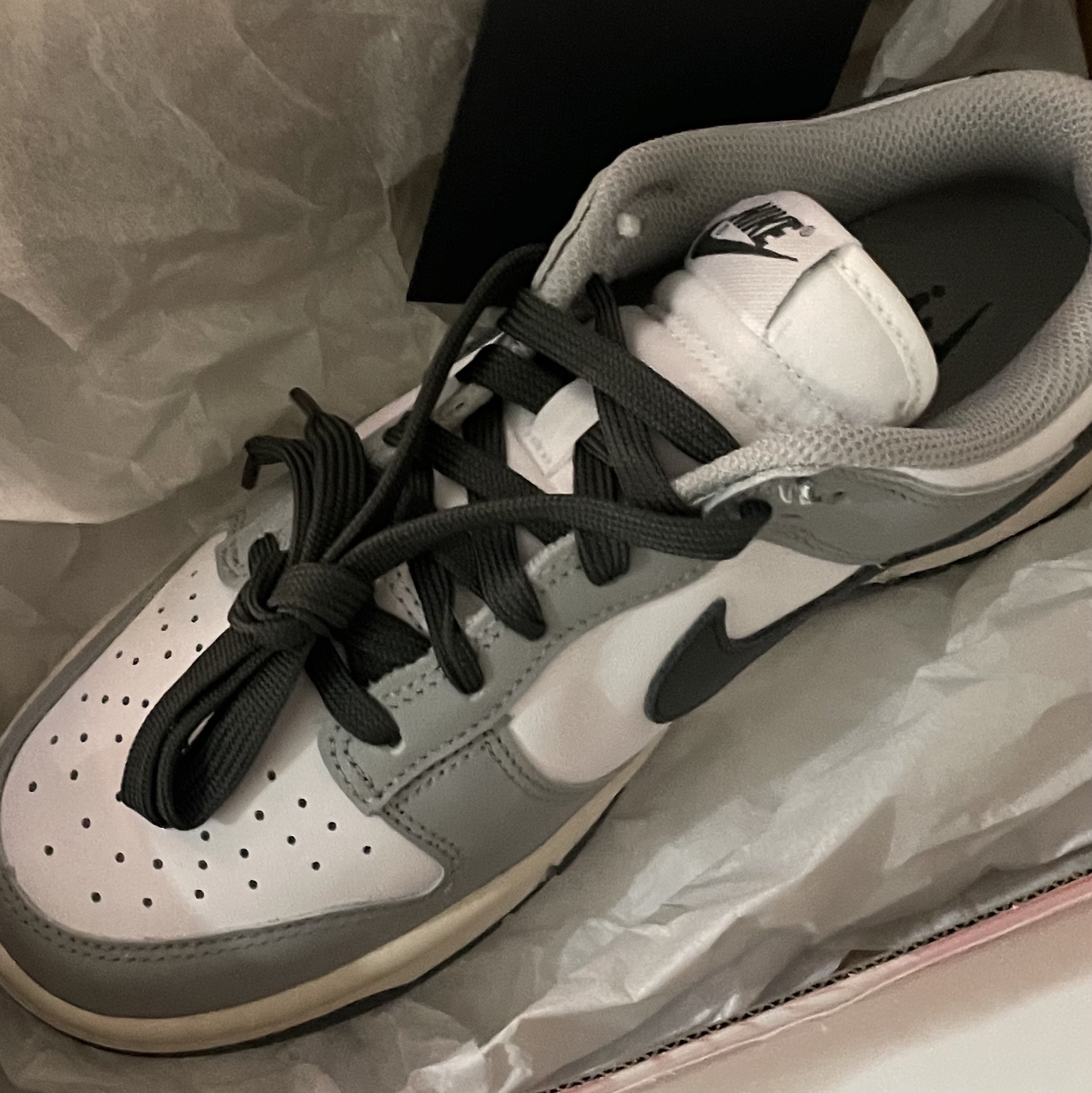 (W) Nike Dunk Low Light Smoke Grey 착용 스타일