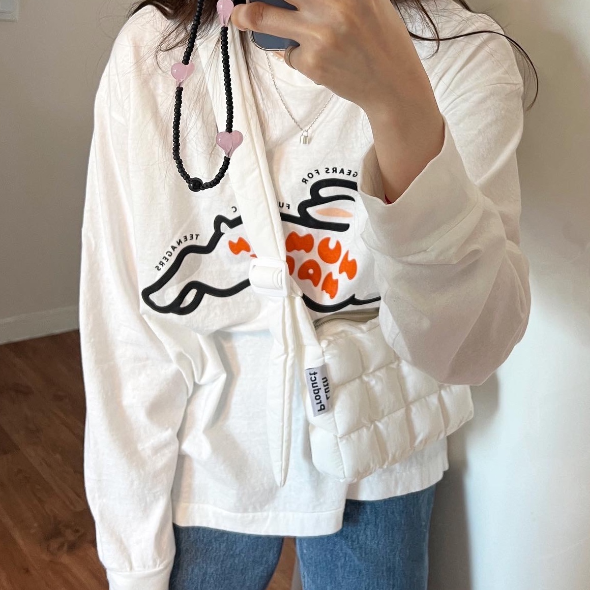 Human Made Rabbit L/S T-Shirt White 착용 스타일