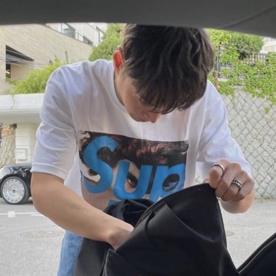 Supreme x Undercover Face T-Shirt White - 23SS 착용 스타일