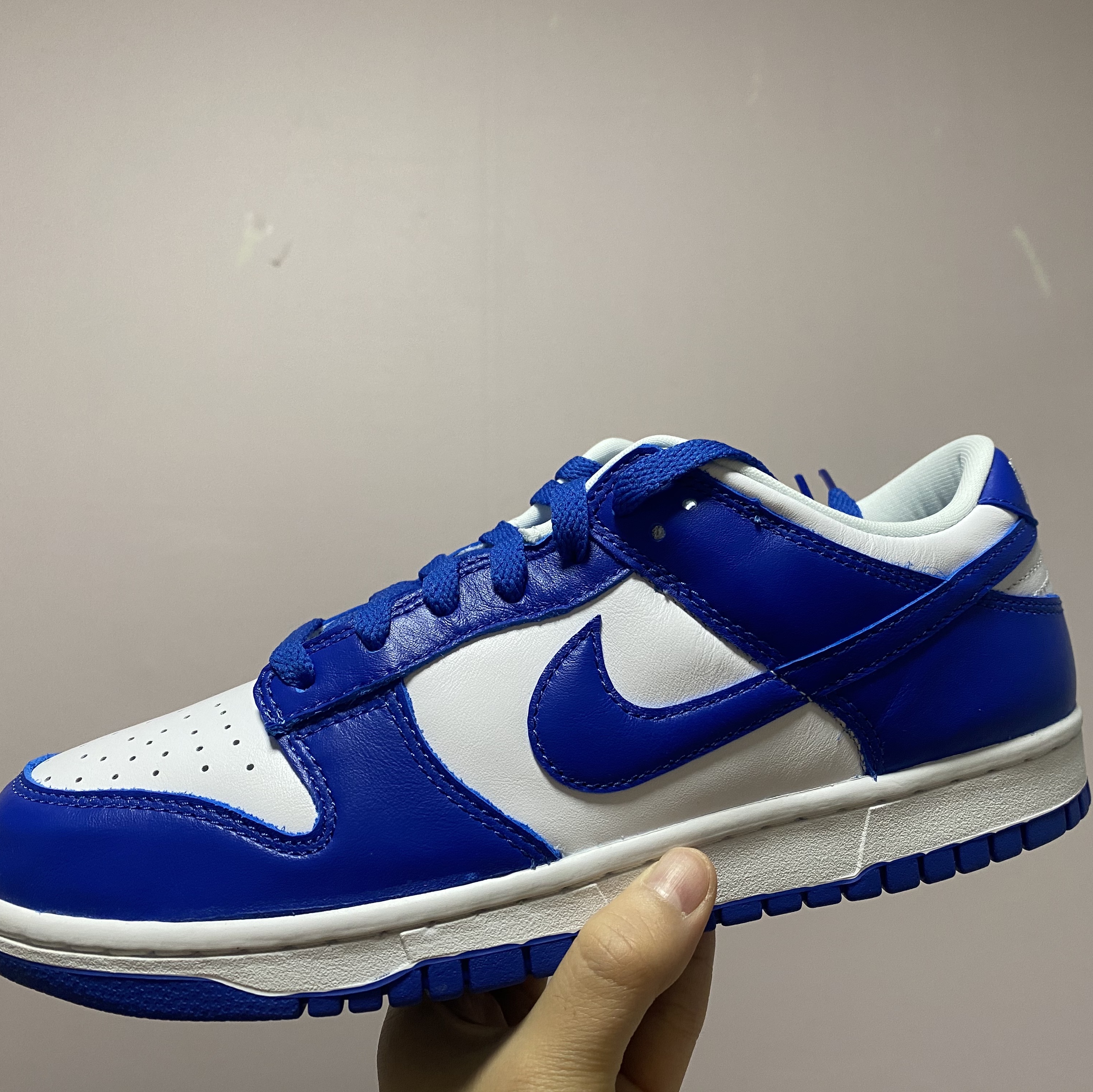 Nike Dunk Low SP Kentucky 2022 착용 스타일