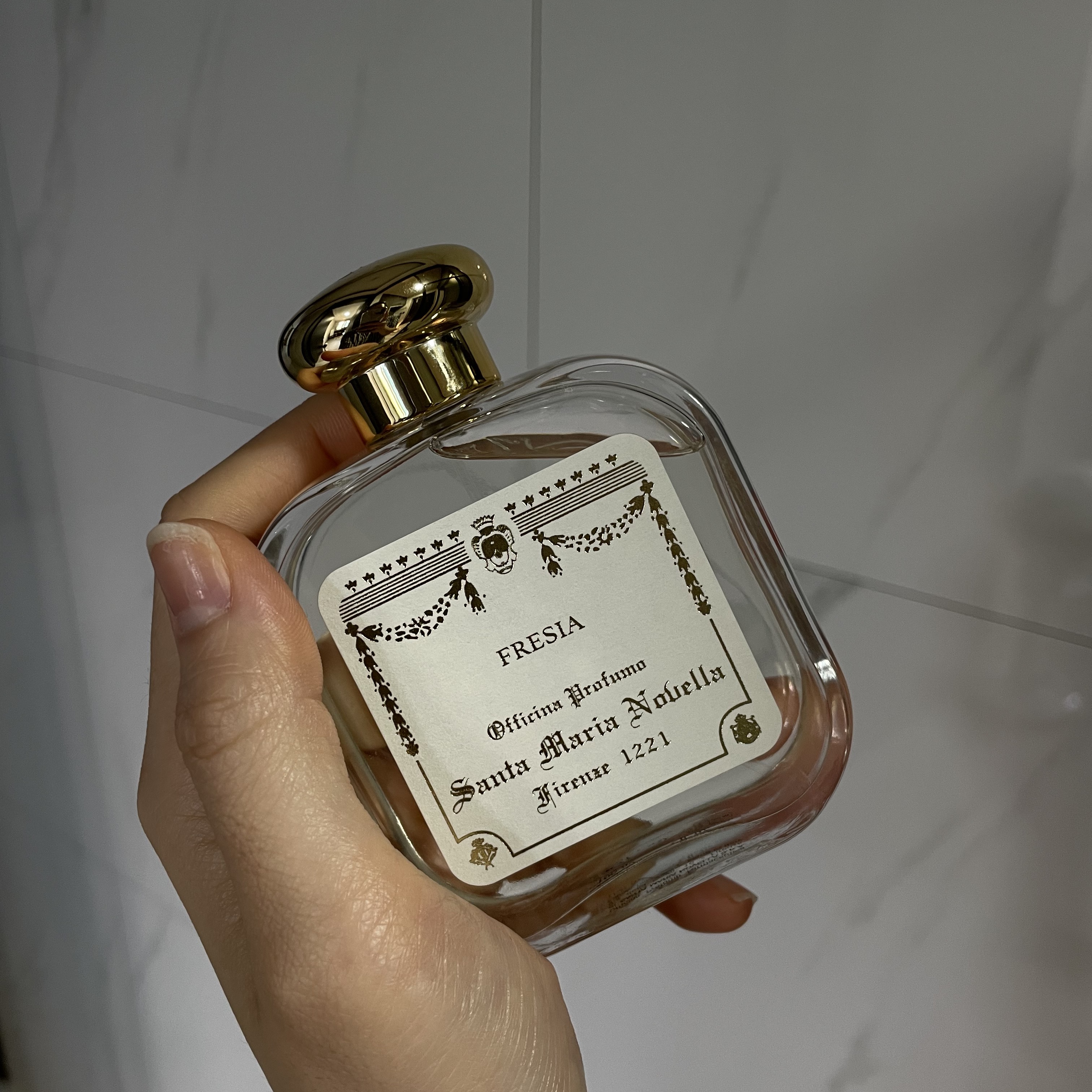 Santa Maria Novella Fresia Eau de Cologne 100ml 착용 스타일