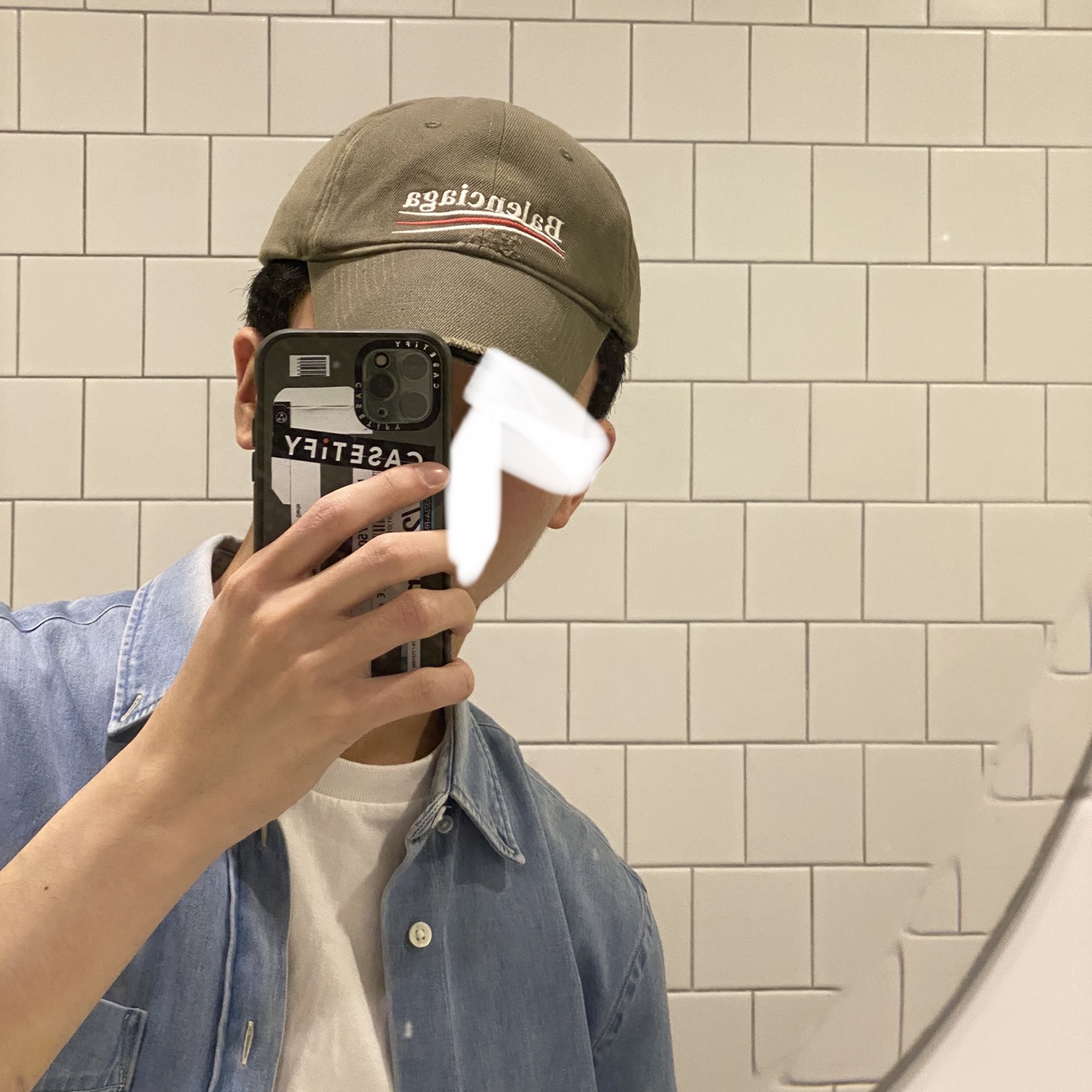 Balenciaga Political Campaign Destroyed Cap Khaki 착용 스타일