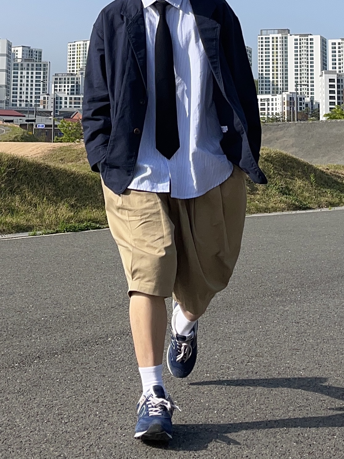 New Balance 574 Navy - D Standard, New Balance 574 Legacy Navy 착용 스타일 - 5
