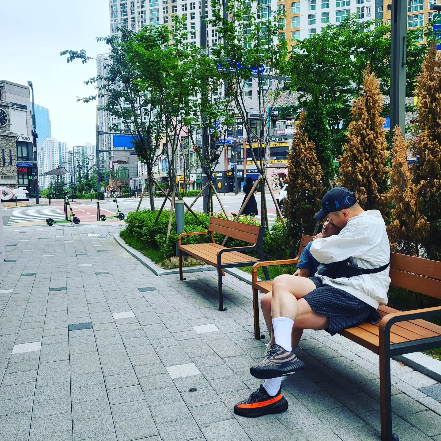 Nike x Off-White NRG Woven Shorts Black - Asia, Nike x Off-White NRG Hat Black 착용 스타일 - 1