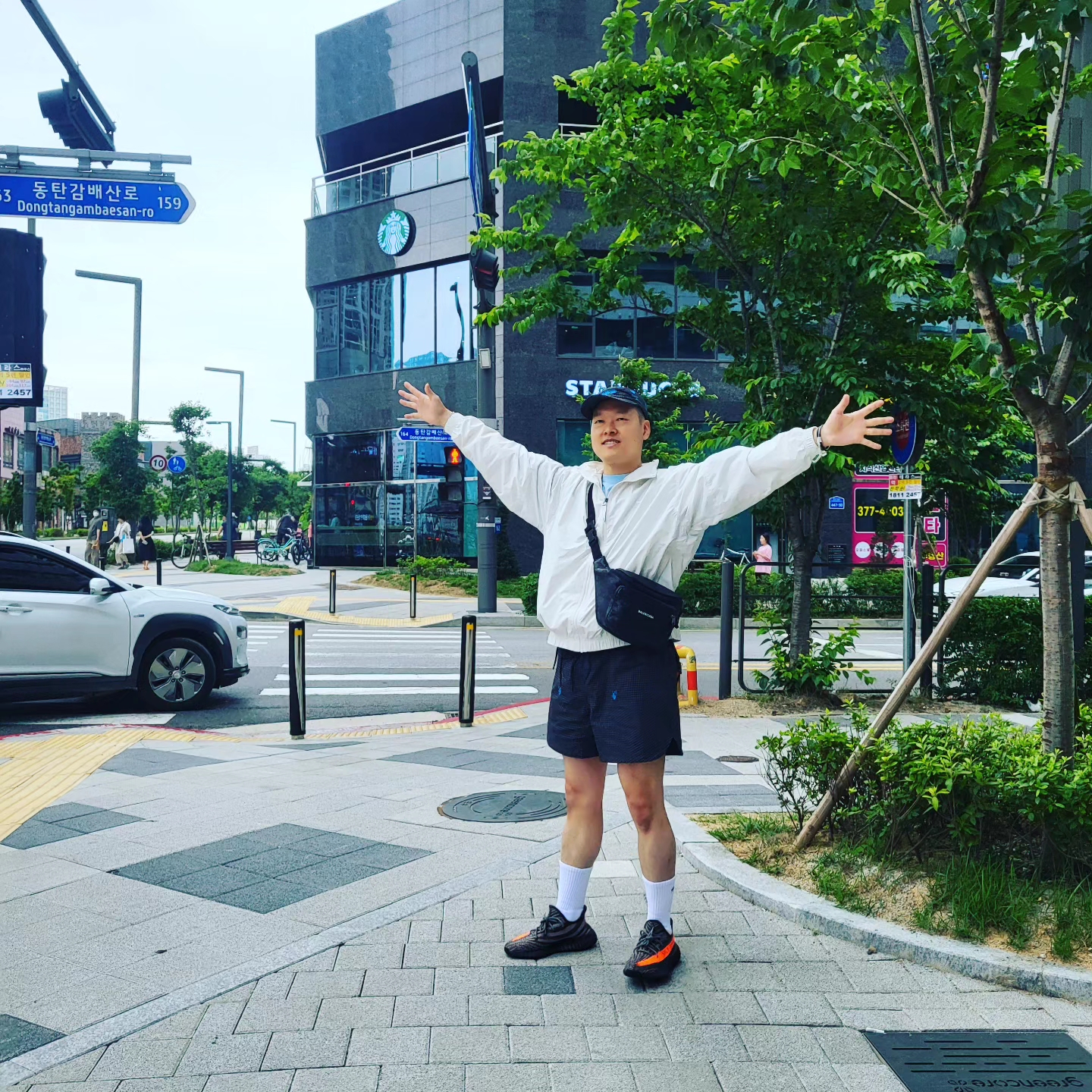 Nike x Off-White NRG Woven Shorts Black - Asia, Nike x Off-White NRG Hat Black 착용 스타일 - 3