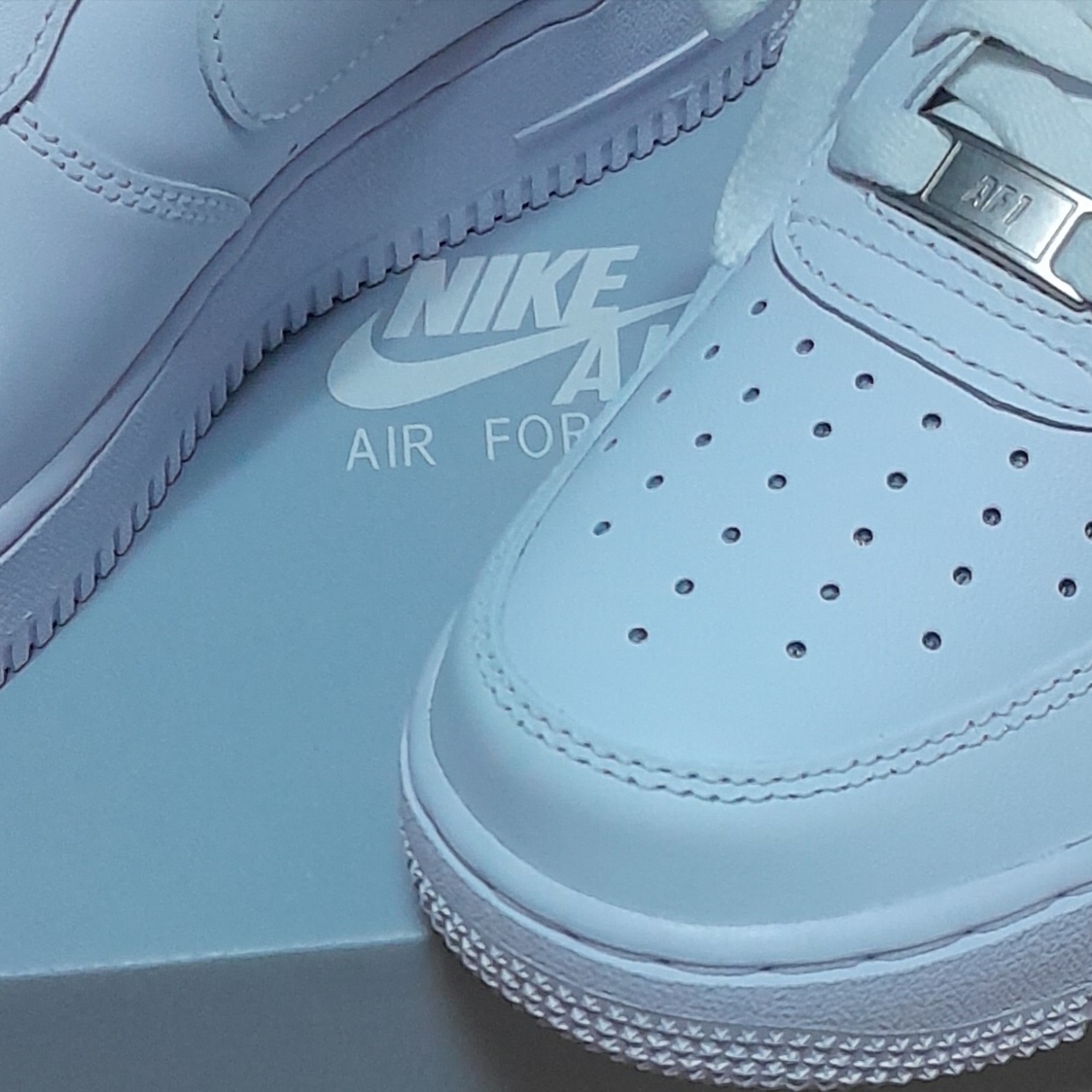 Nike Air Force 1 '07 Low White 착용 스타일