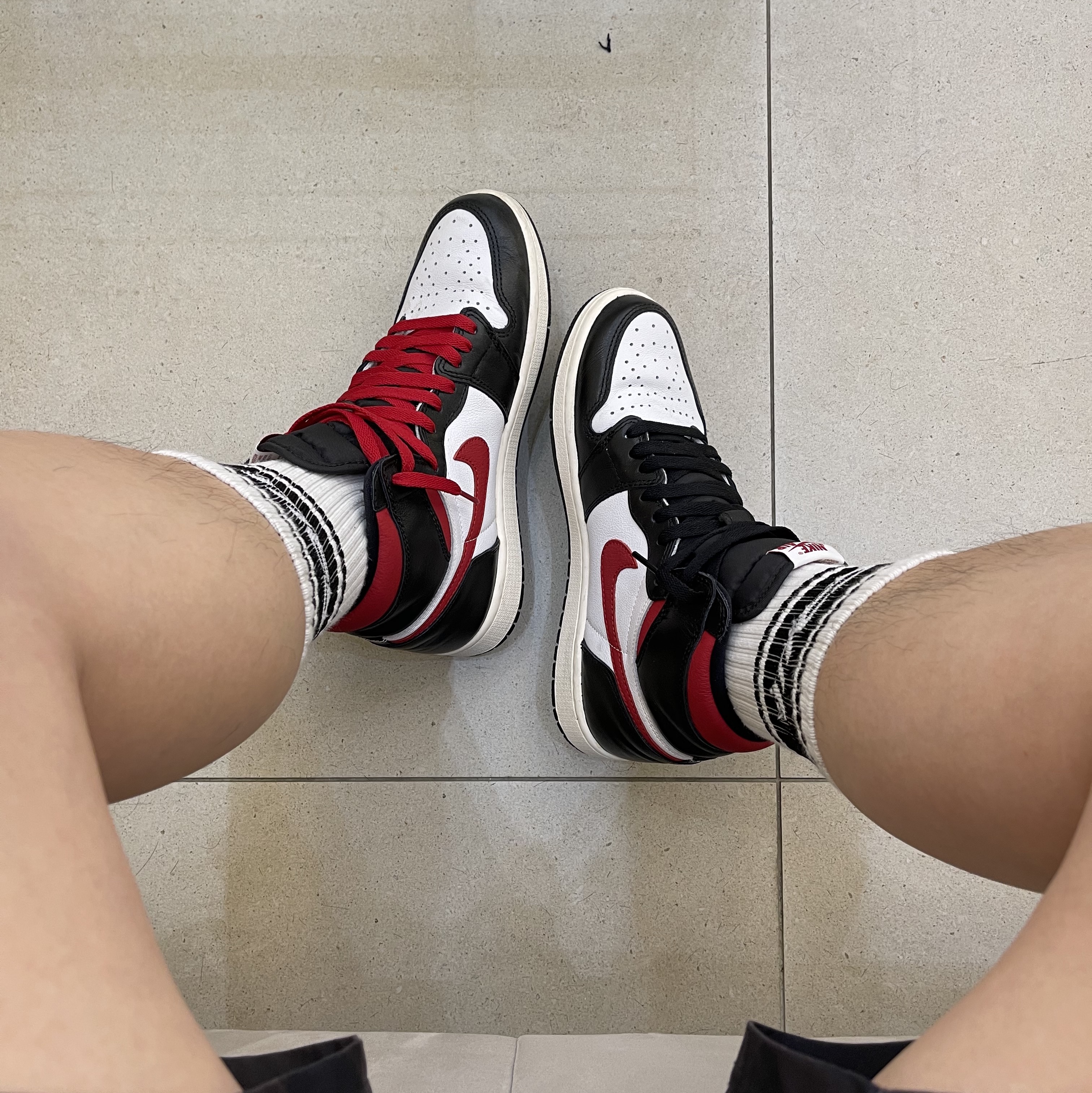 Jordan 1 Retro High OG Gym Red 착용 스타일