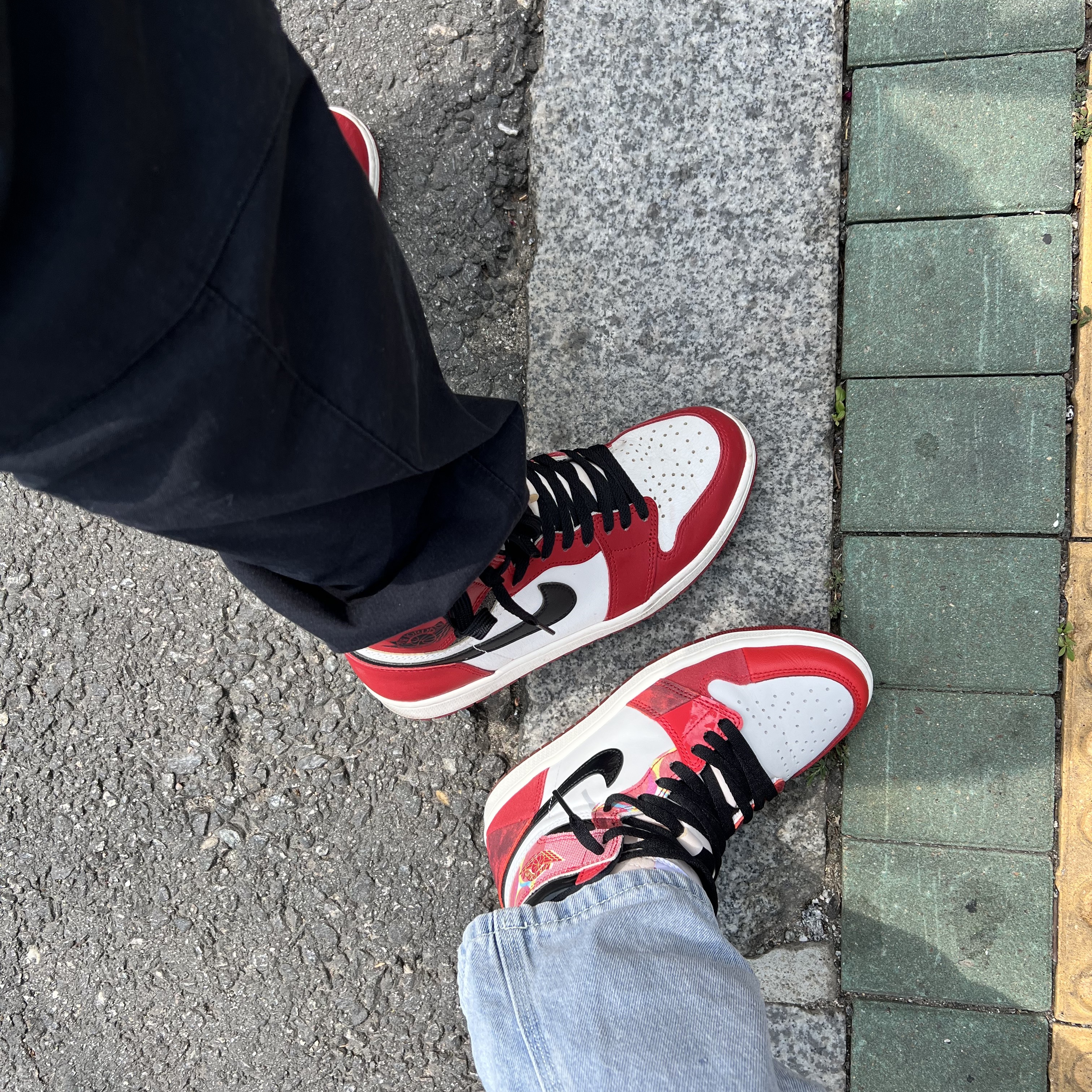 Jordan 1 Retro High OG Chicago 2022, Jordan 1 Retro High Spider-Man Next Chapter 착용 스타일 - 2