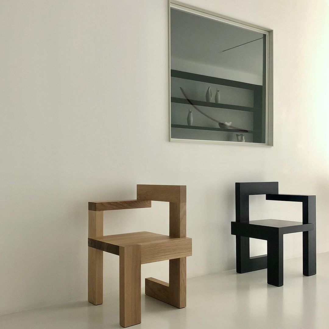 Spectrum Steltman Chair Arm Right Oak, Spectrum Steltman Chair Black Arm Right Oak 착용 스타일