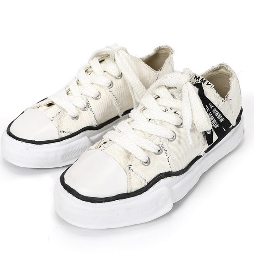 Maison Mihara Yasuhiro x Recognize x Bow Wow Peterson OG Sole Canvas Low-top Sneakers White 착용 스타일 - 1