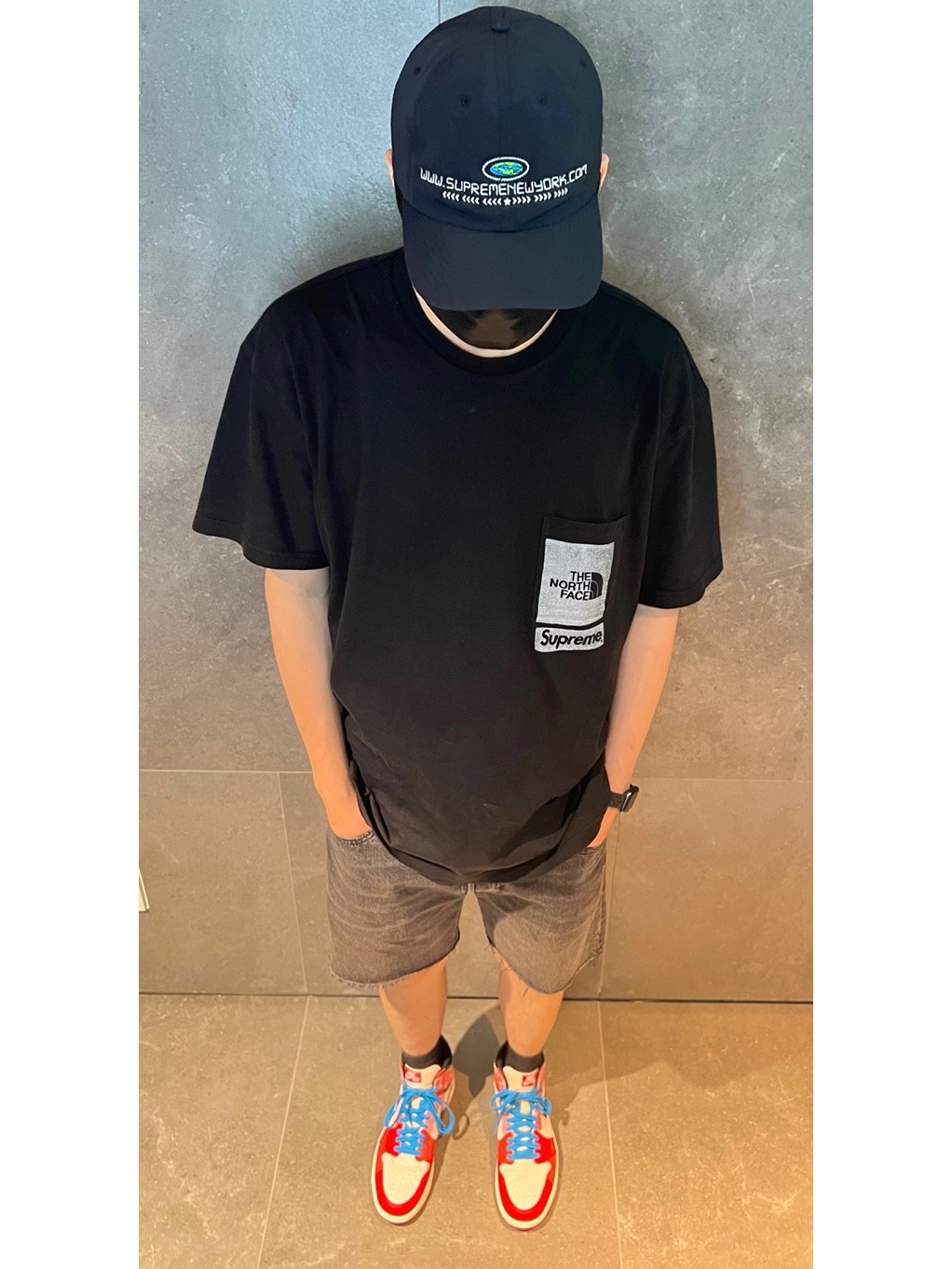 Supreme x The North Face Printed Pocket T-Shirt Black - 23SS, Jordan 1 Retro High Spider-Man Next Chapter 착용 스타일 - 1