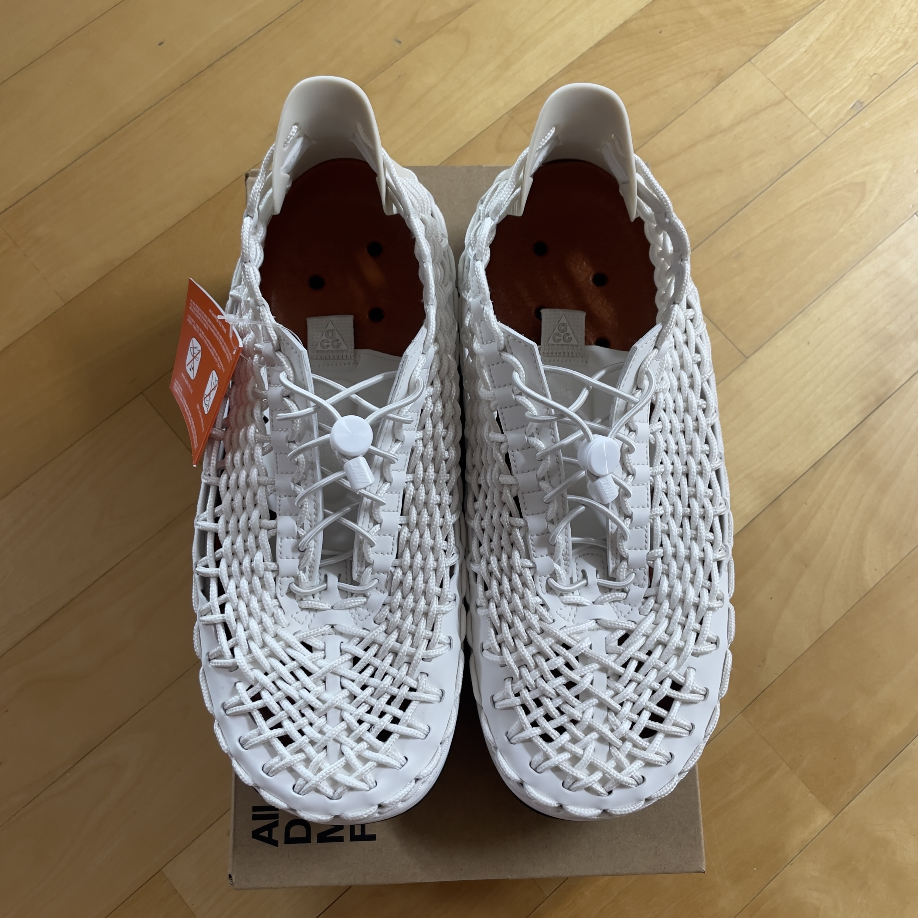 Nike ACG Watercat+ Phantom 착용 스타일 - 2
