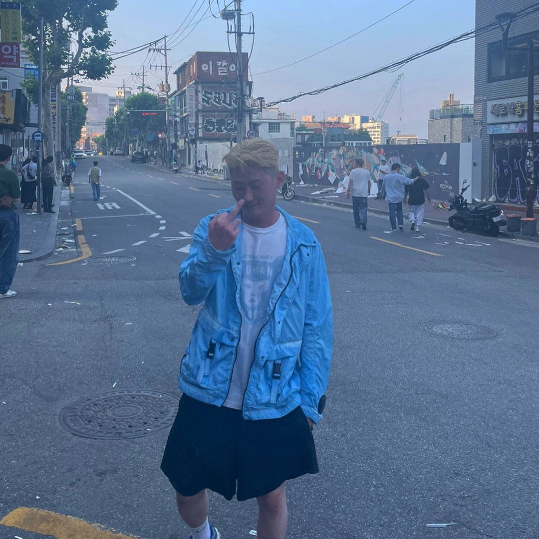 Nike x Off-White NRG RU Shorts 착용 스타일