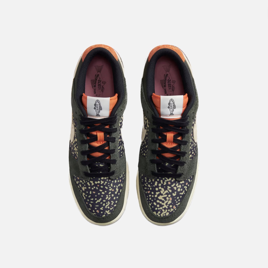 Nike Dunk Low Retro SE Sequoia Alabaster 착용 스타일 - 3