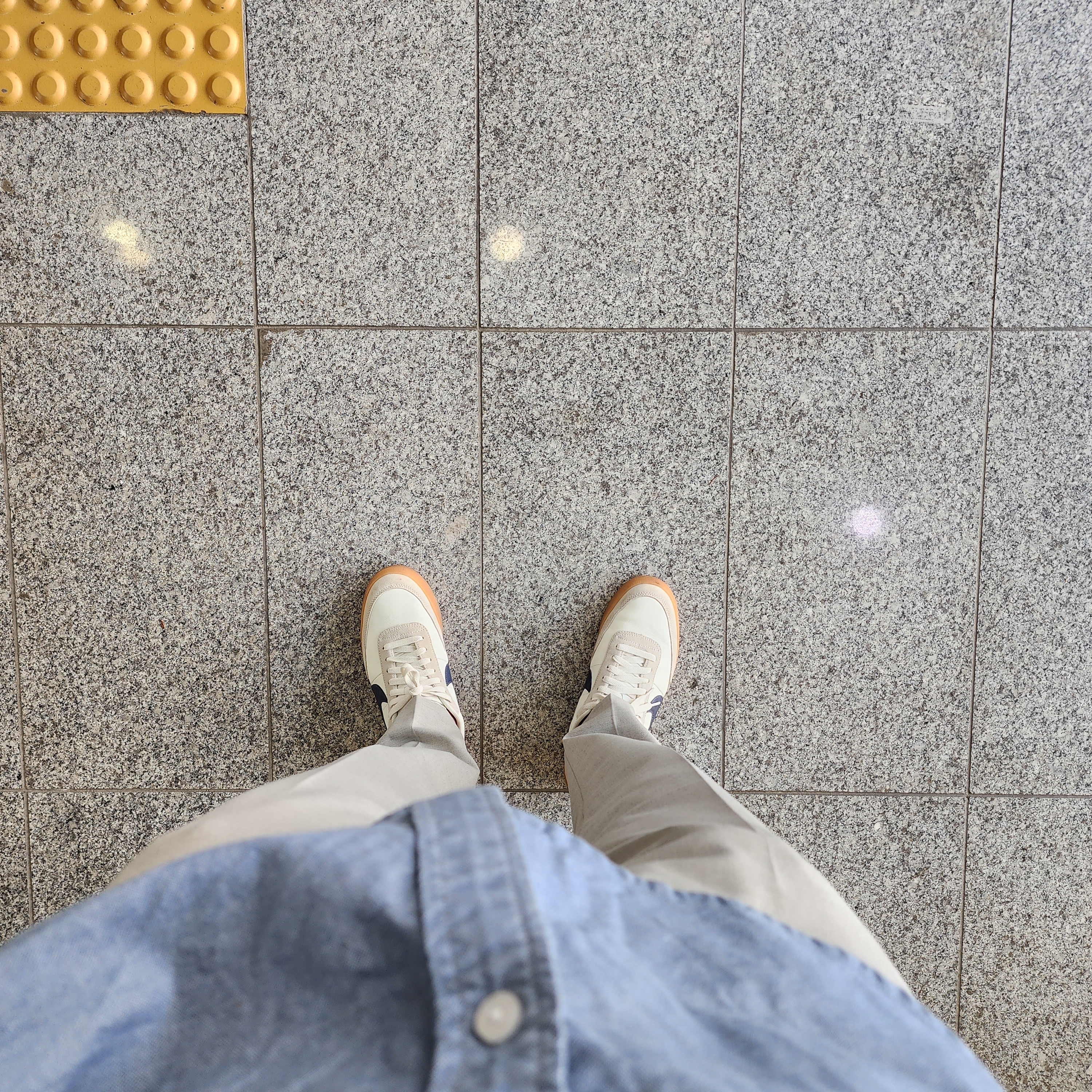 Nike x J.Crew Killshot 2 Sail Midnight Navy 착용 스타일
