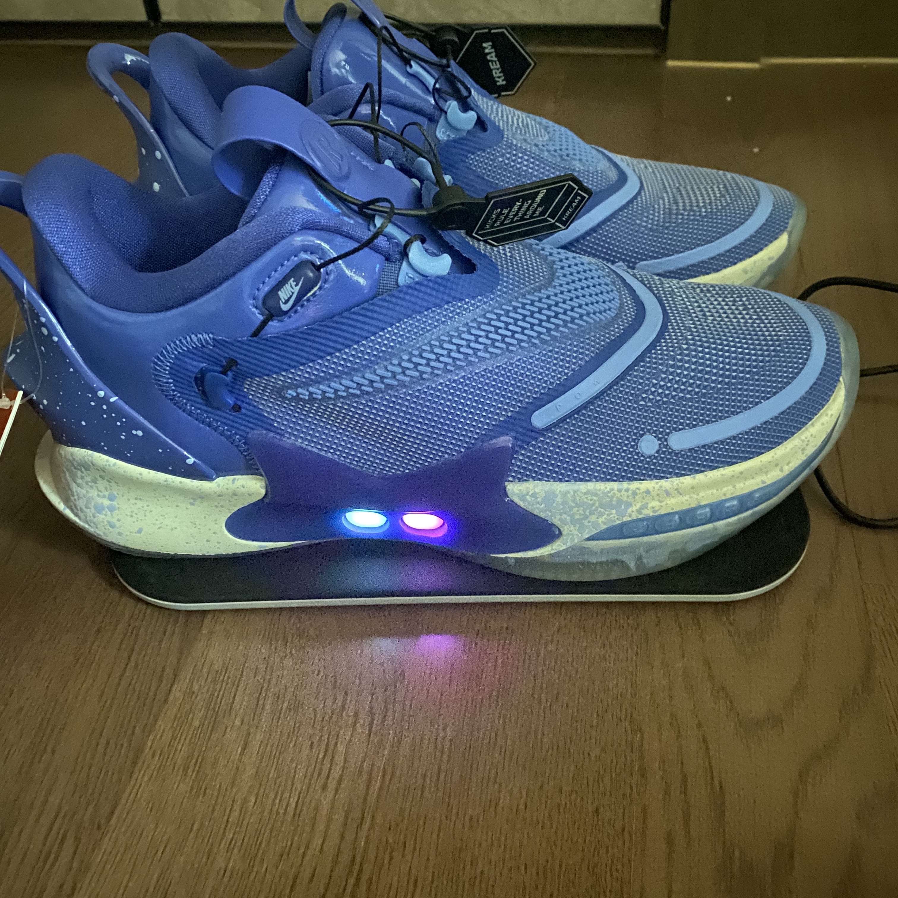 Nike Adapt BB 2.0 Splash (KR Charger) 착용 스타일 - 1