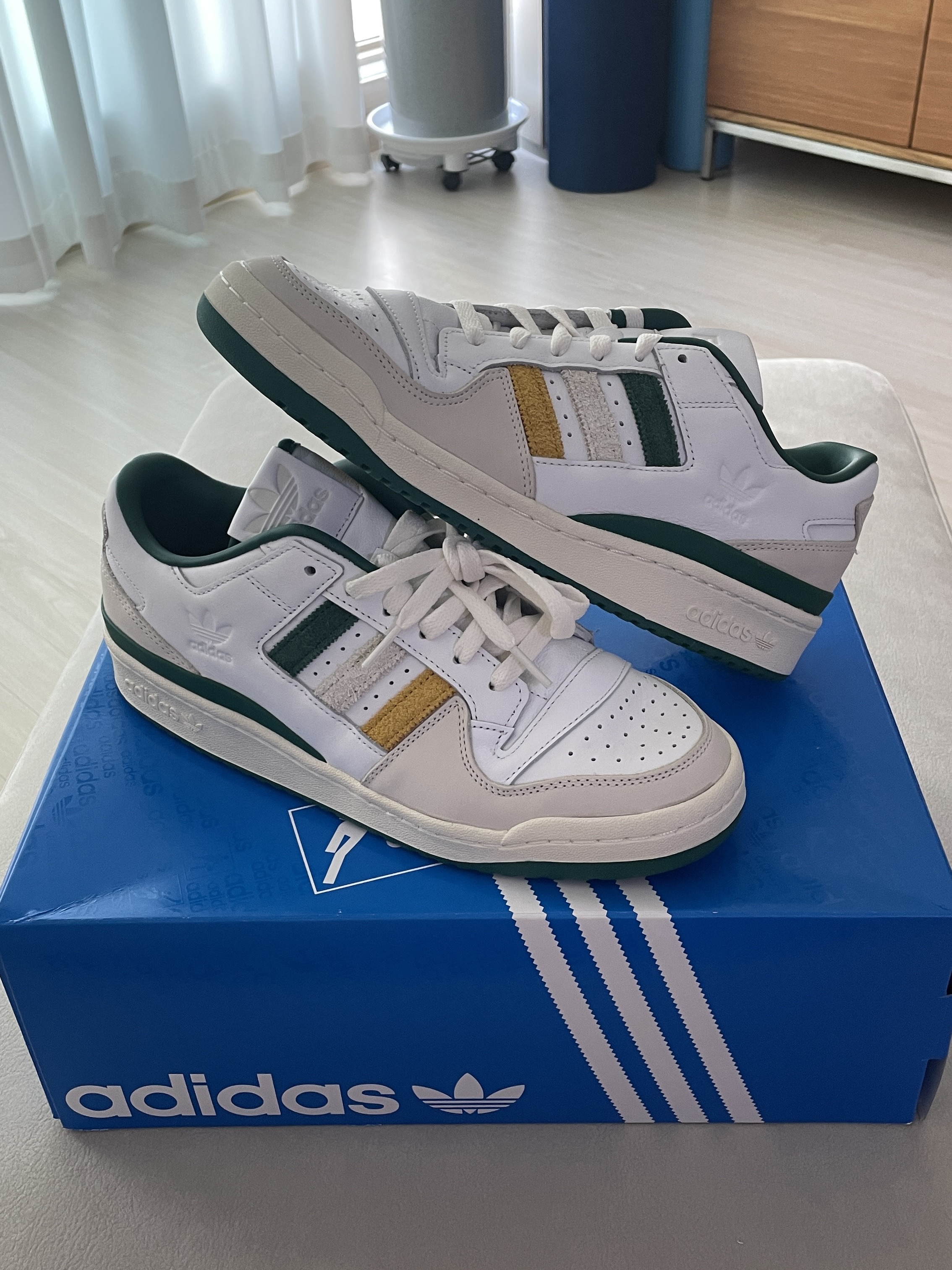 Adidas x END. Forum Advance Varsity 착용 스타일 - 1
