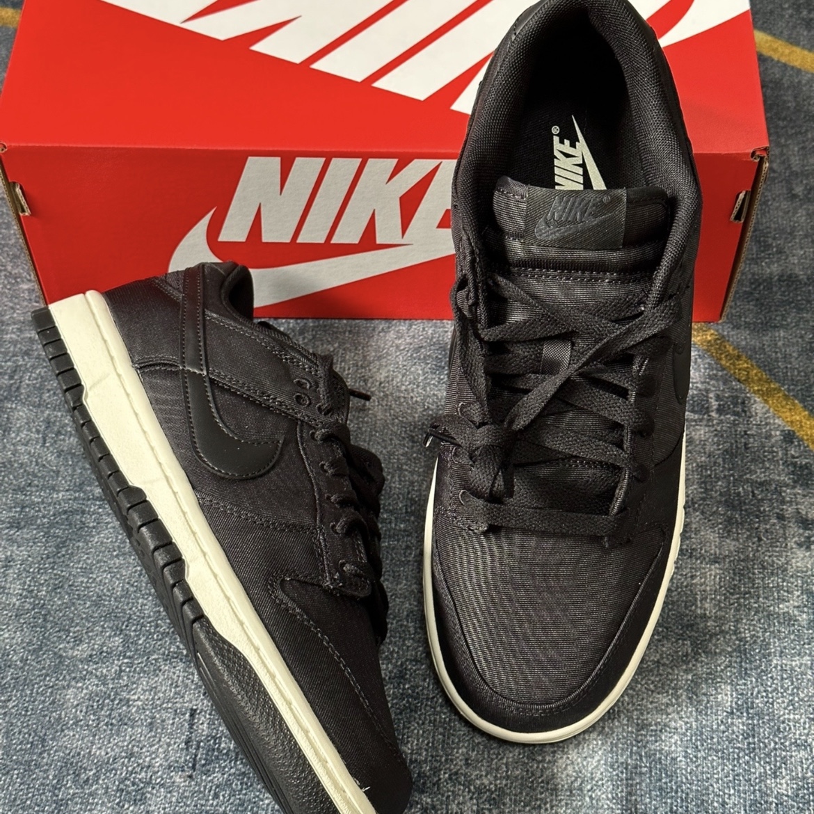 Nike Dunk Low Retro Premium Black 착용 스타일