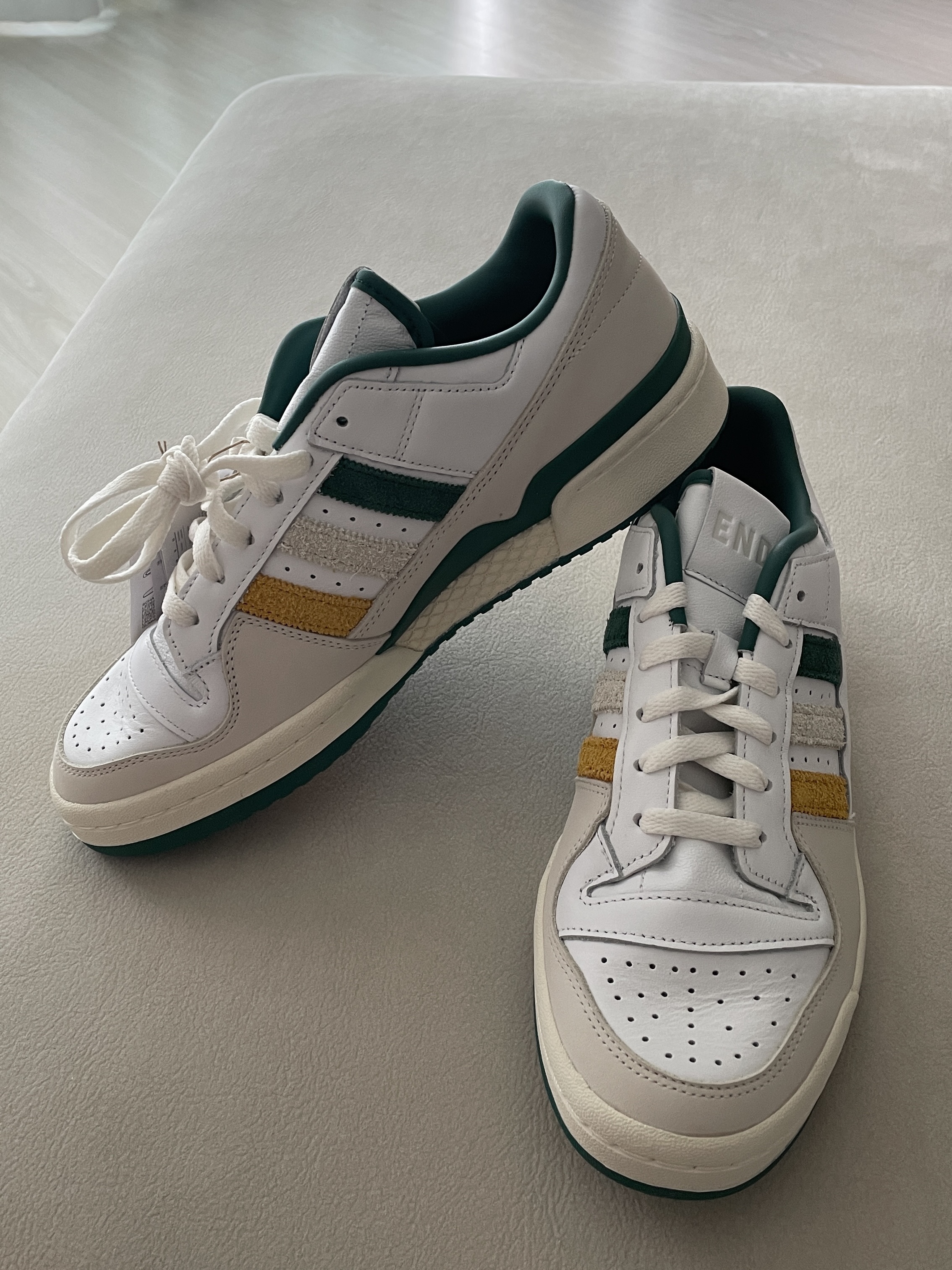 Adidas x END. Forum Advance Varsity 착용 스타일 - 3