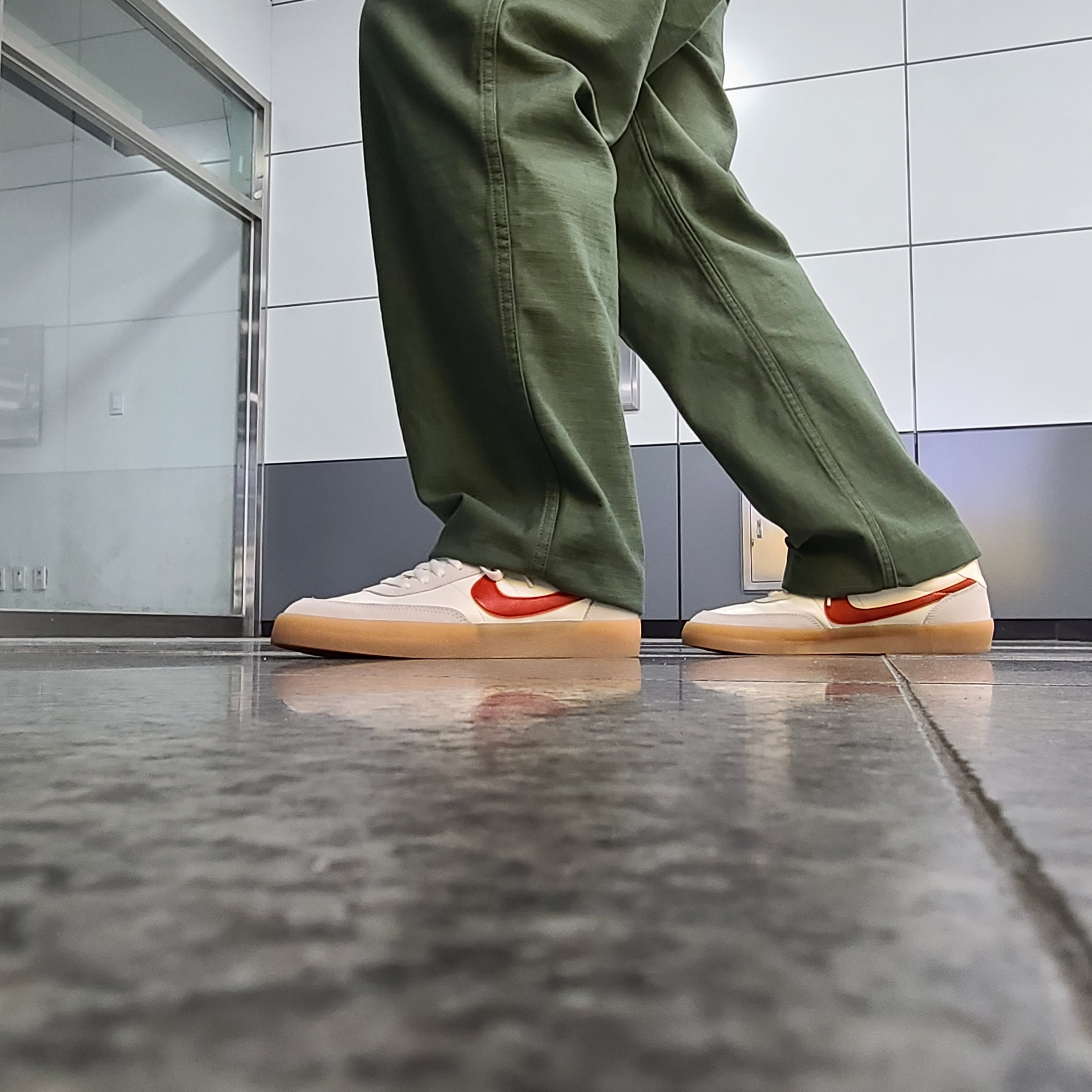 Nike Killshot 2 Leather Sail Desert Orange 착용 스타일 - 1