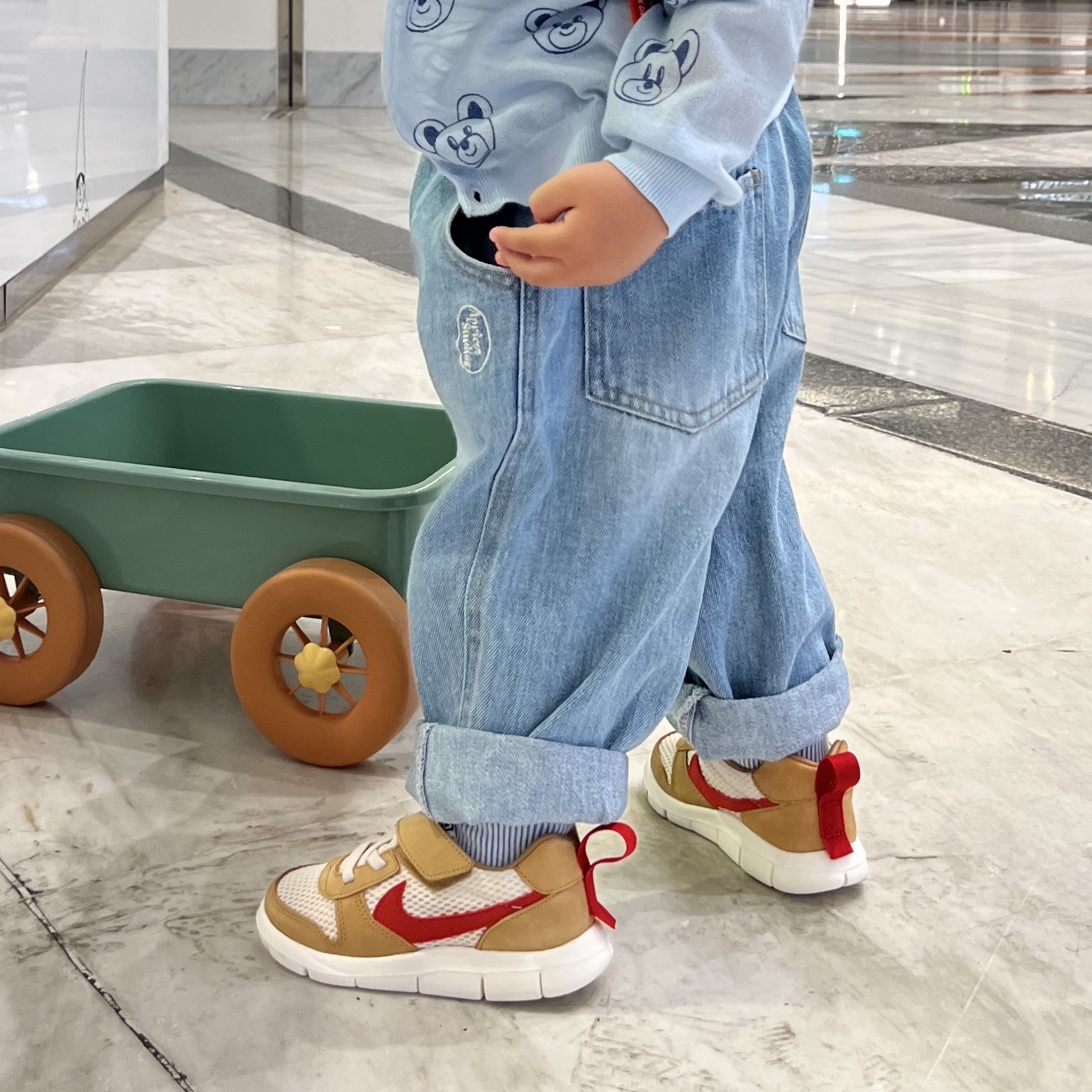 (TD) Nike x Tom Sachs Mars Yard 착용 스타일