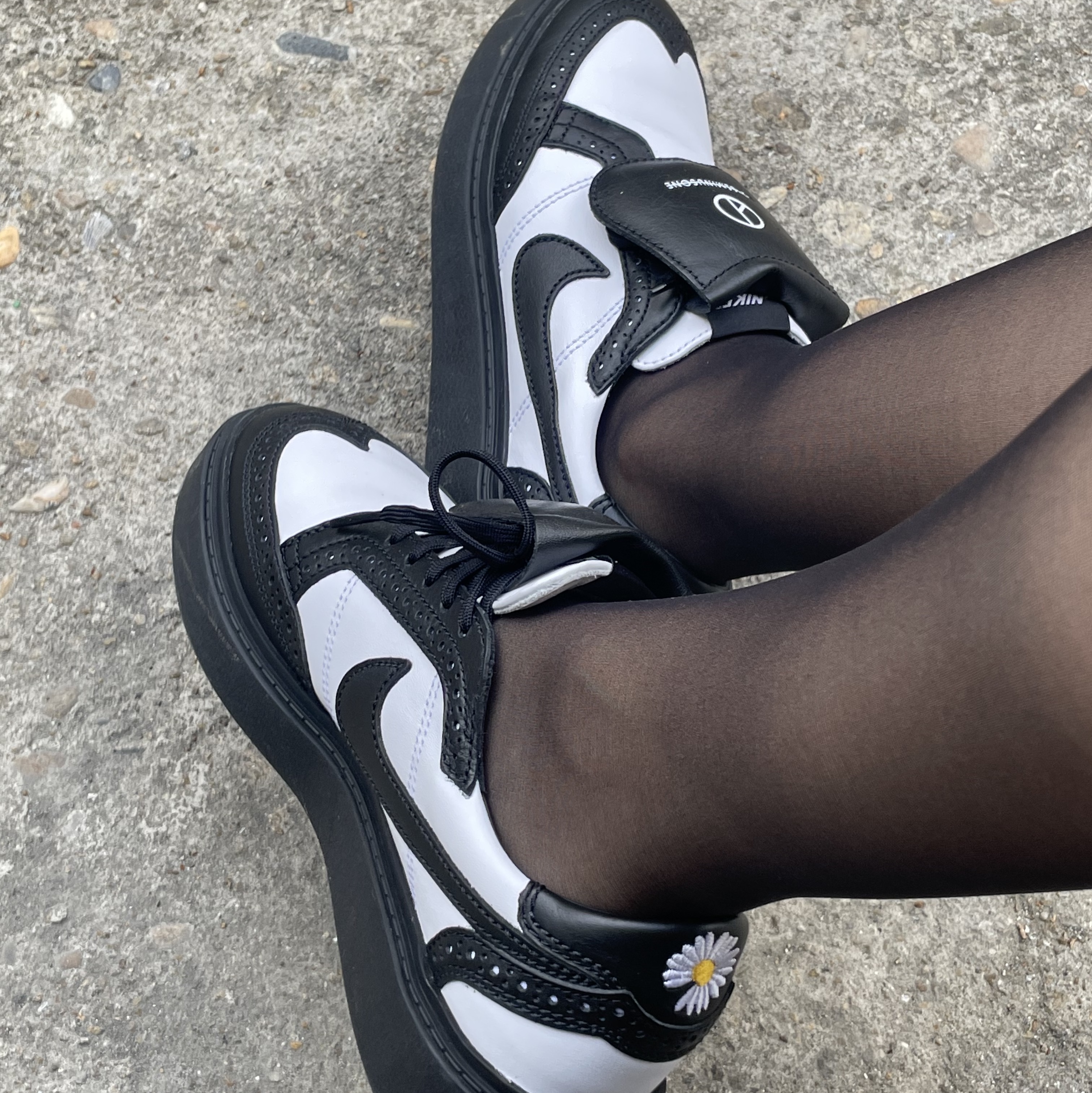 Nike x Peaceminusone Kwondo1 Black and White 착용 스타일