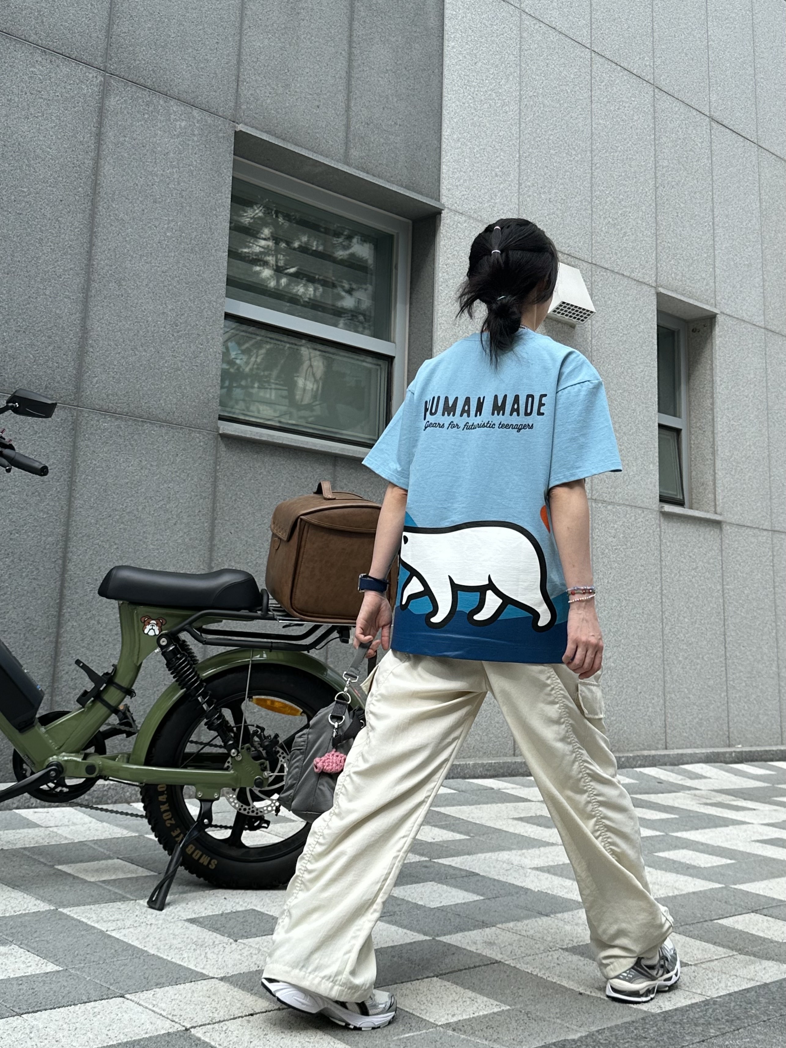 Porter Balloonsac Silver Grey, Human Made Nylon Card Case Blue 착용 스타일 - 2