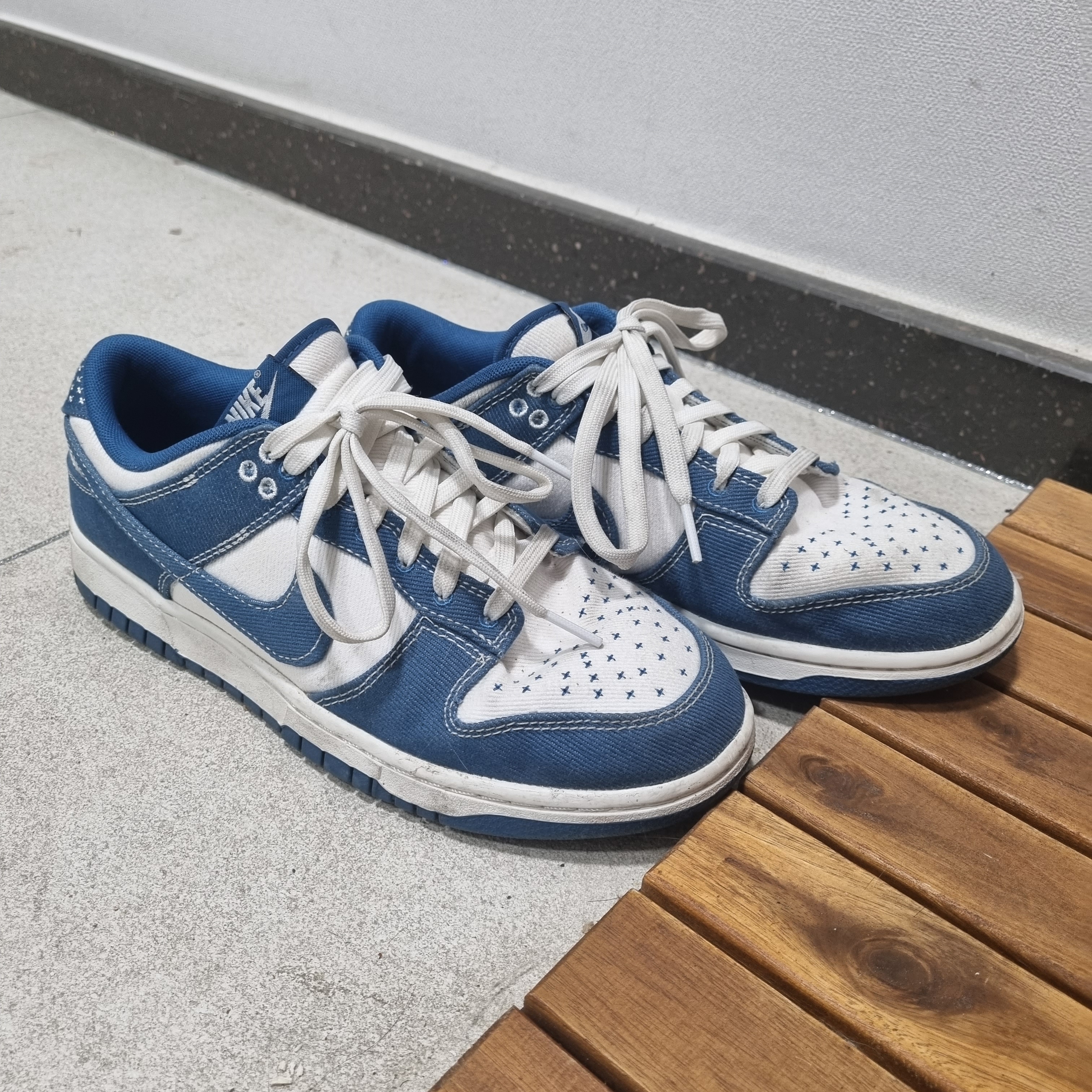 Nike Dunk Low Retro SE Industrial Blue 착용 스타일