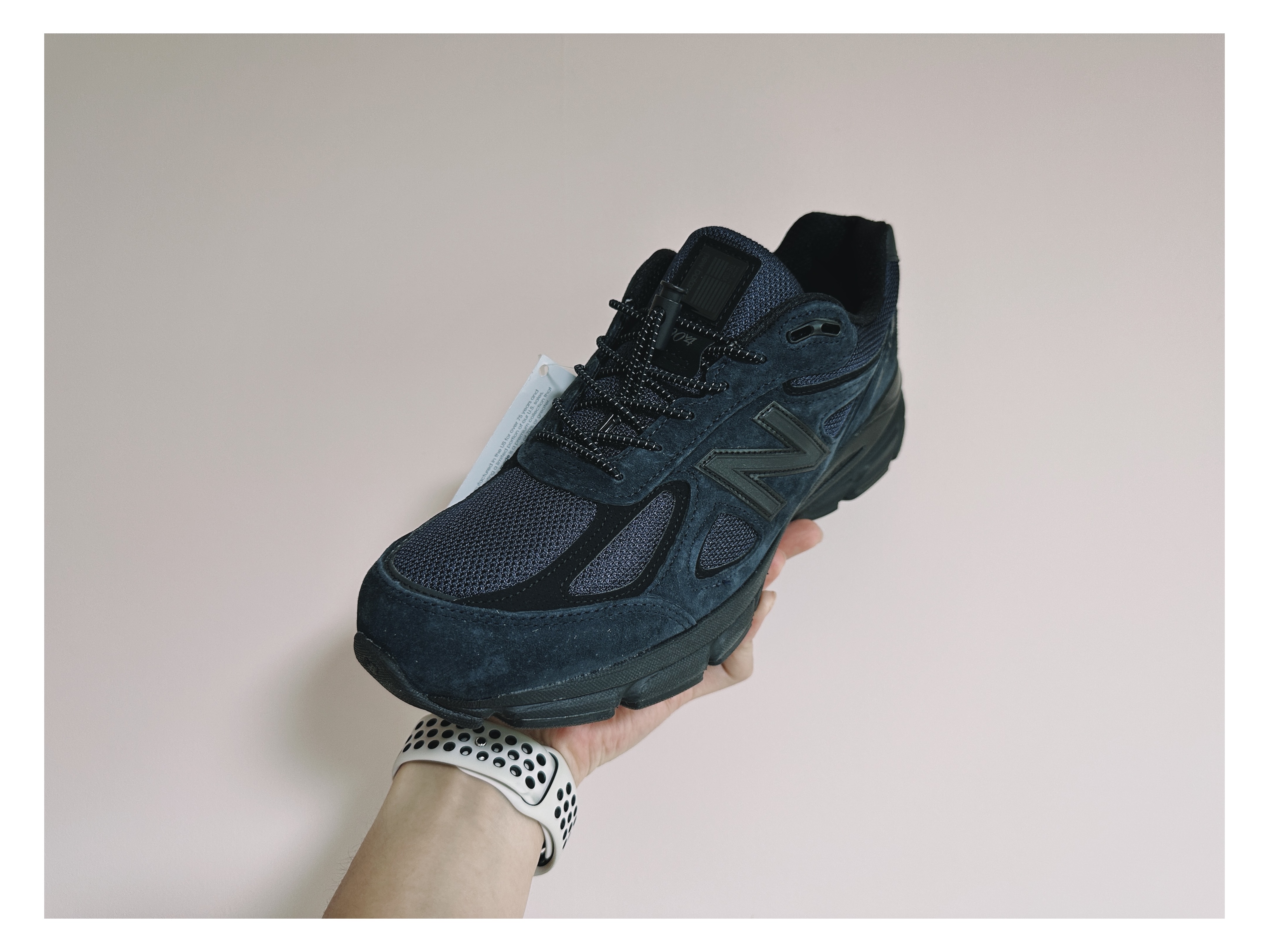 New Balance x JJJJound 990v4 Navy 착용 스타일 - 2