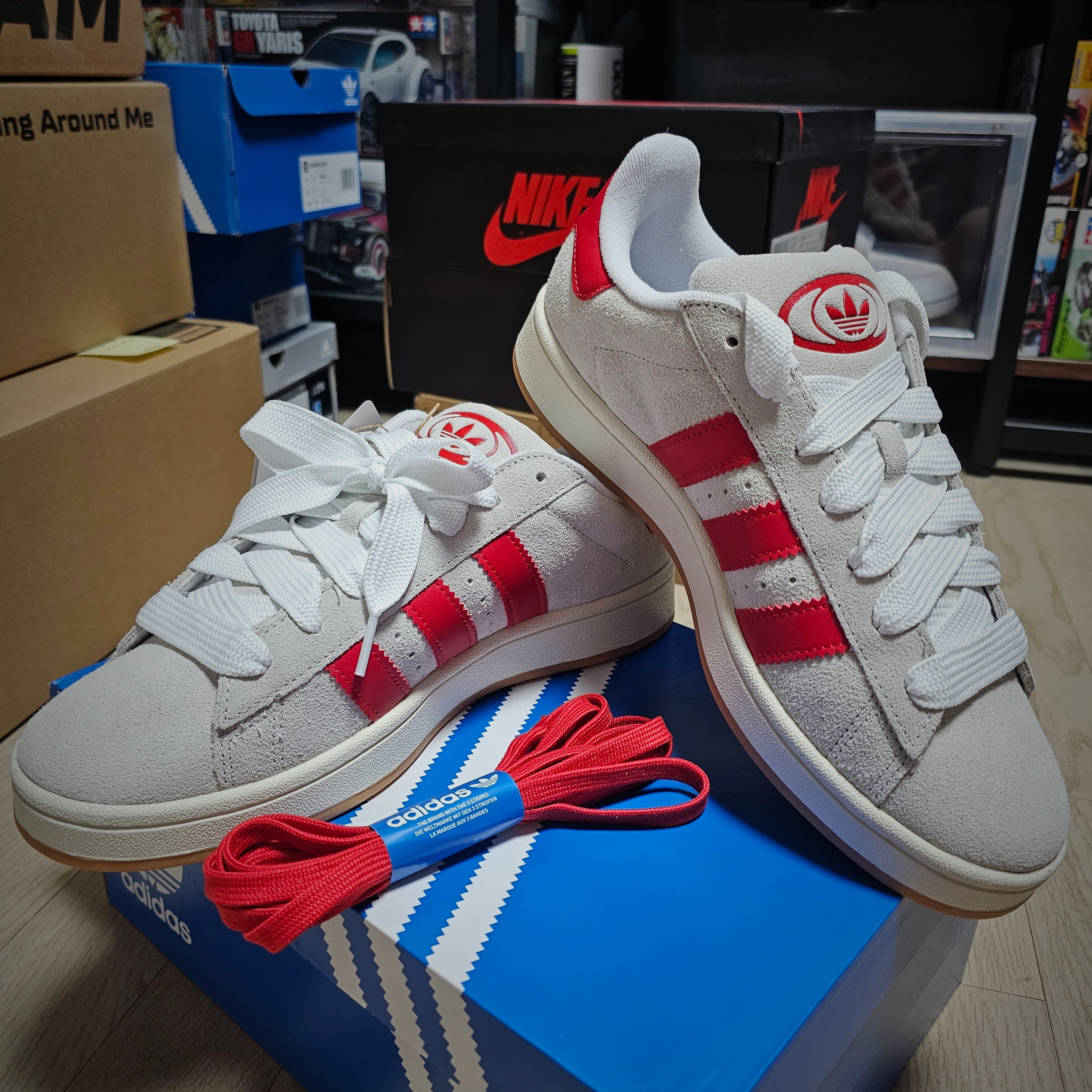 (W) Adidas Campus 00s Crystal White Better Scarlet 착용 스타일 - 1