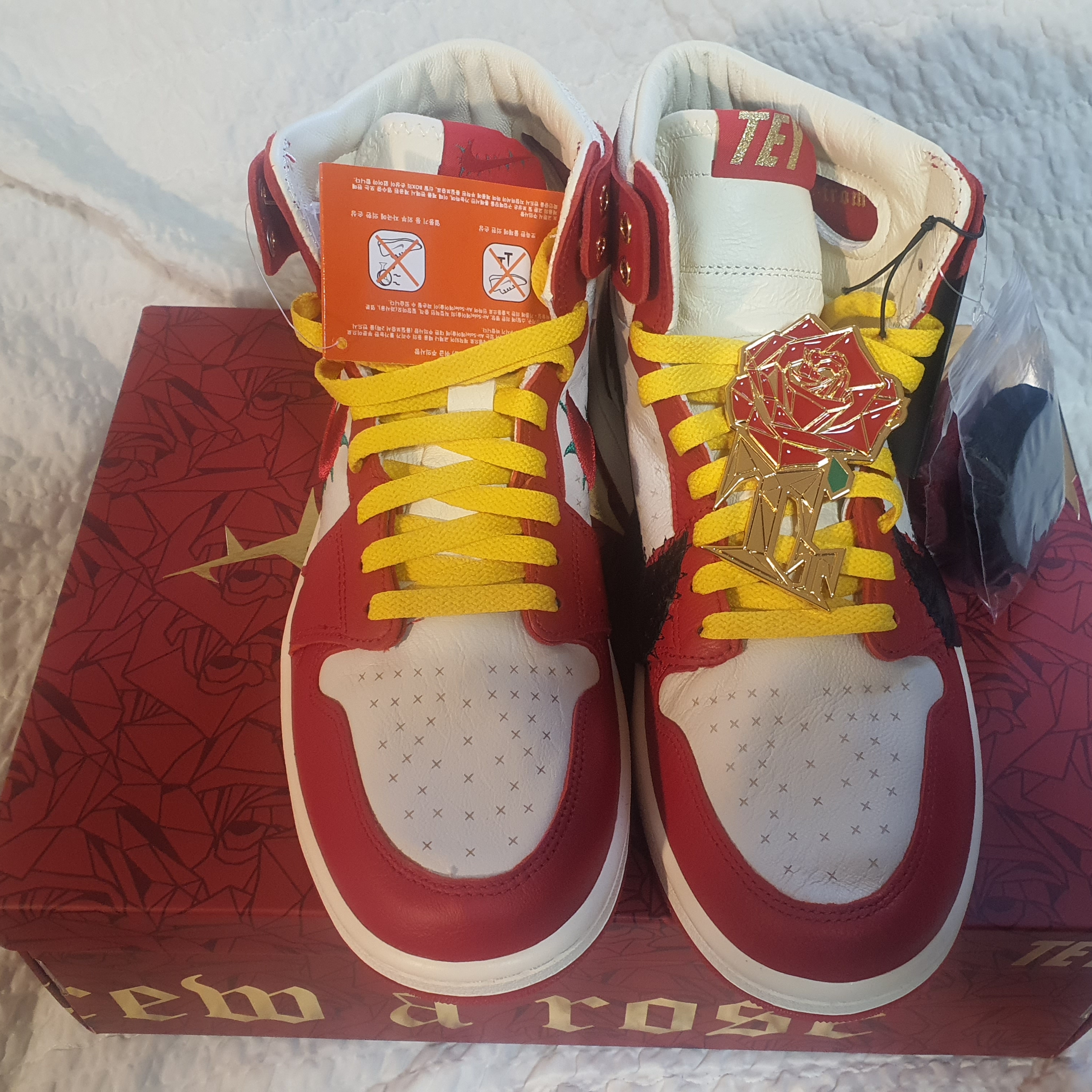 (W) Jordan 1 x Teyana Taylor Zoom CMFT 2 Gym Red 착용 스타일 - 1
