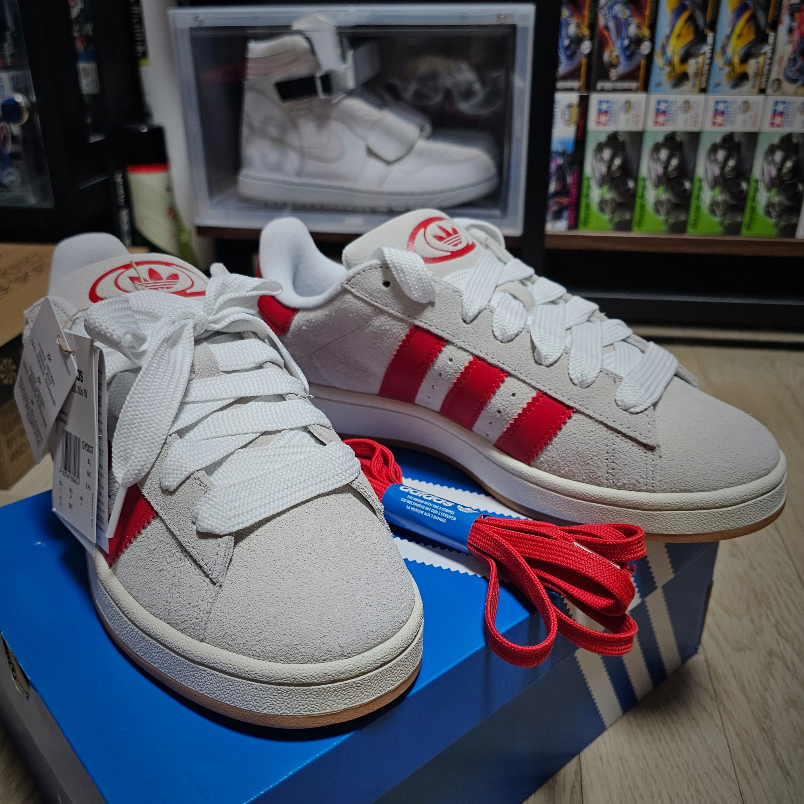 (W) Adidas Campus 00s Crystal White Better Scarlet 착용 스타일 - 2
